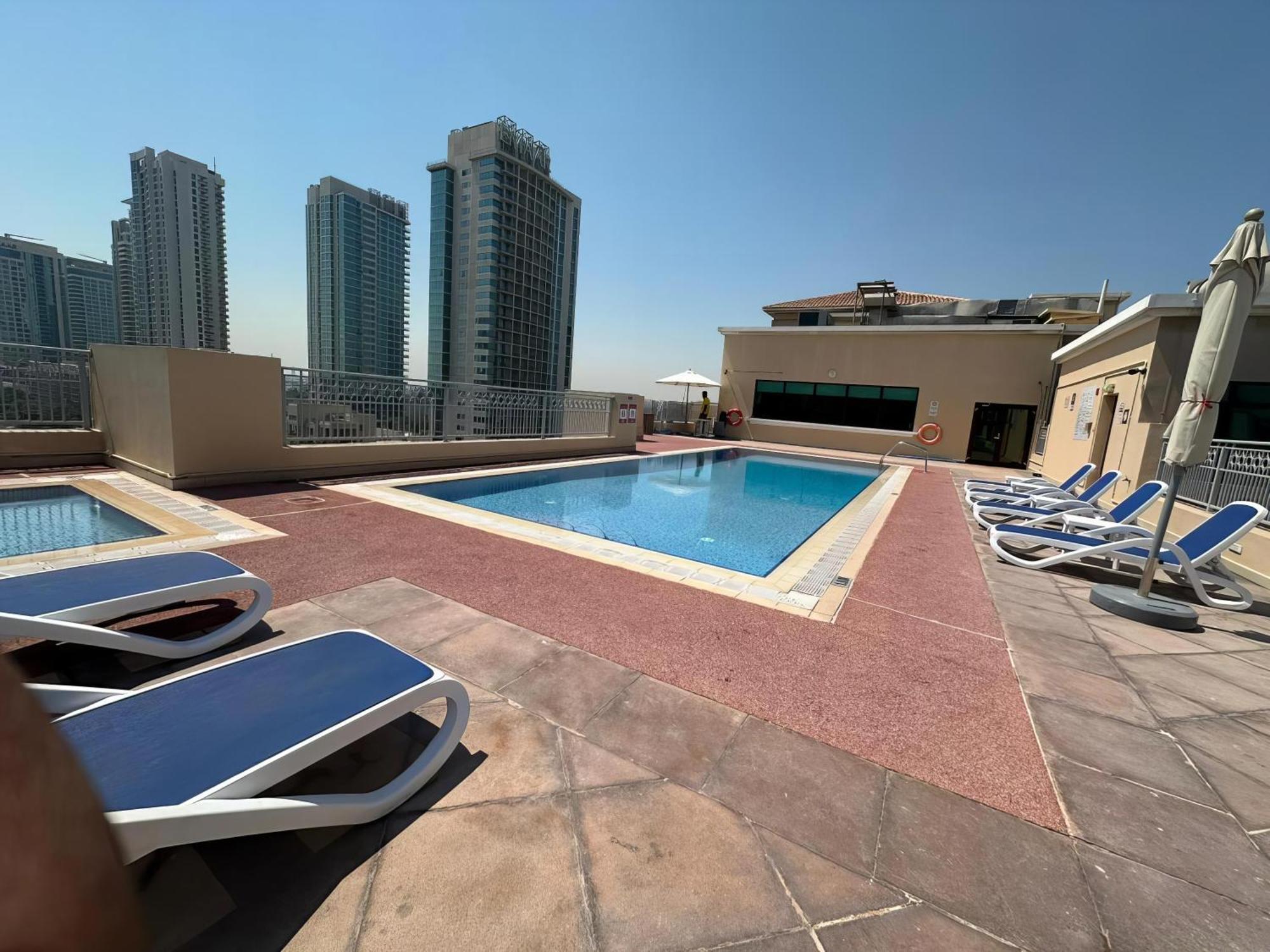Lux I Tower I Lakes View Dubai