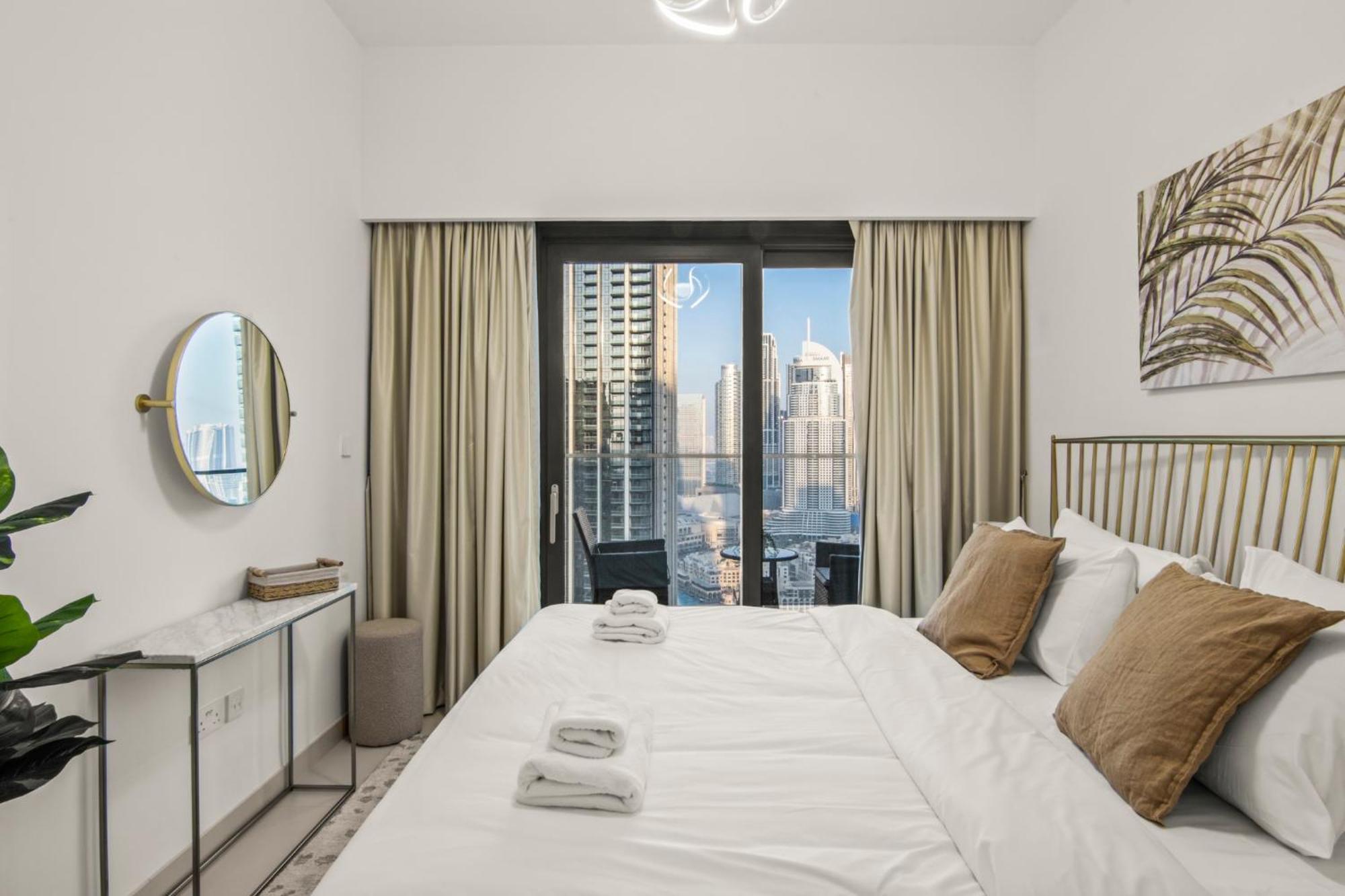 High Floor - Stylish Design - 3br+maids Apartment *