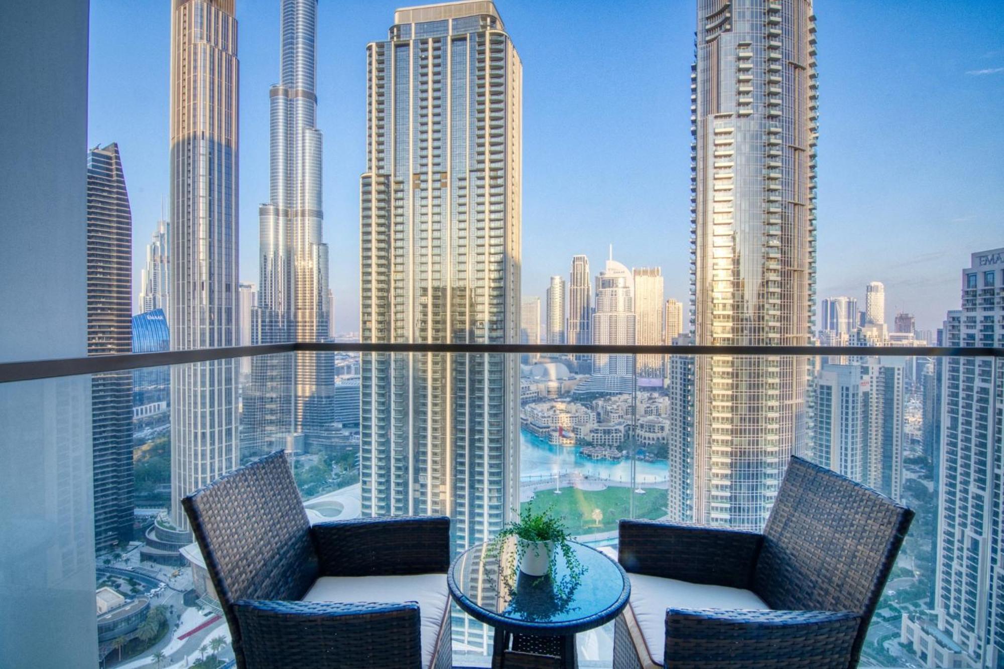 High Floor - Stylish Design - 3br+maids Apartment *