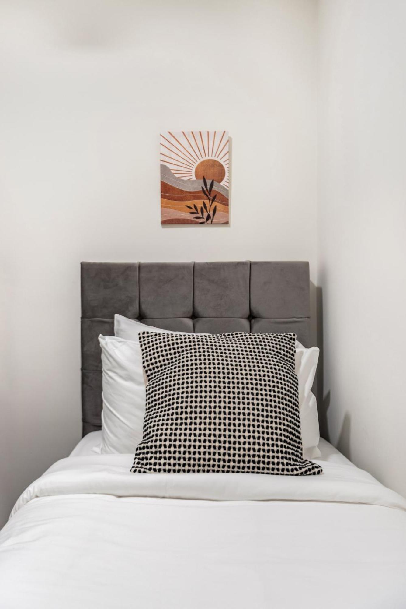 High Floor - Stylish Design - 3br+maids Dubai