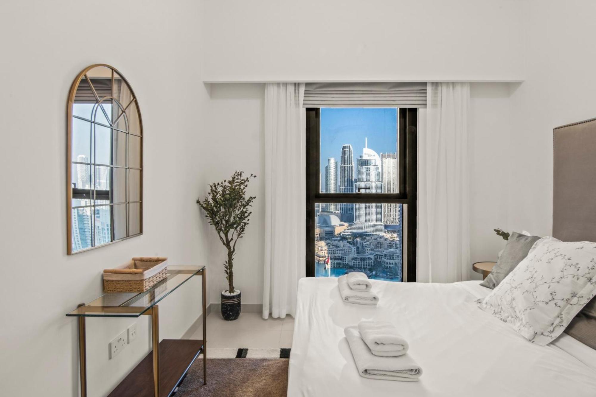 High Floor - Stylish Design - 3br+maids * Dubai