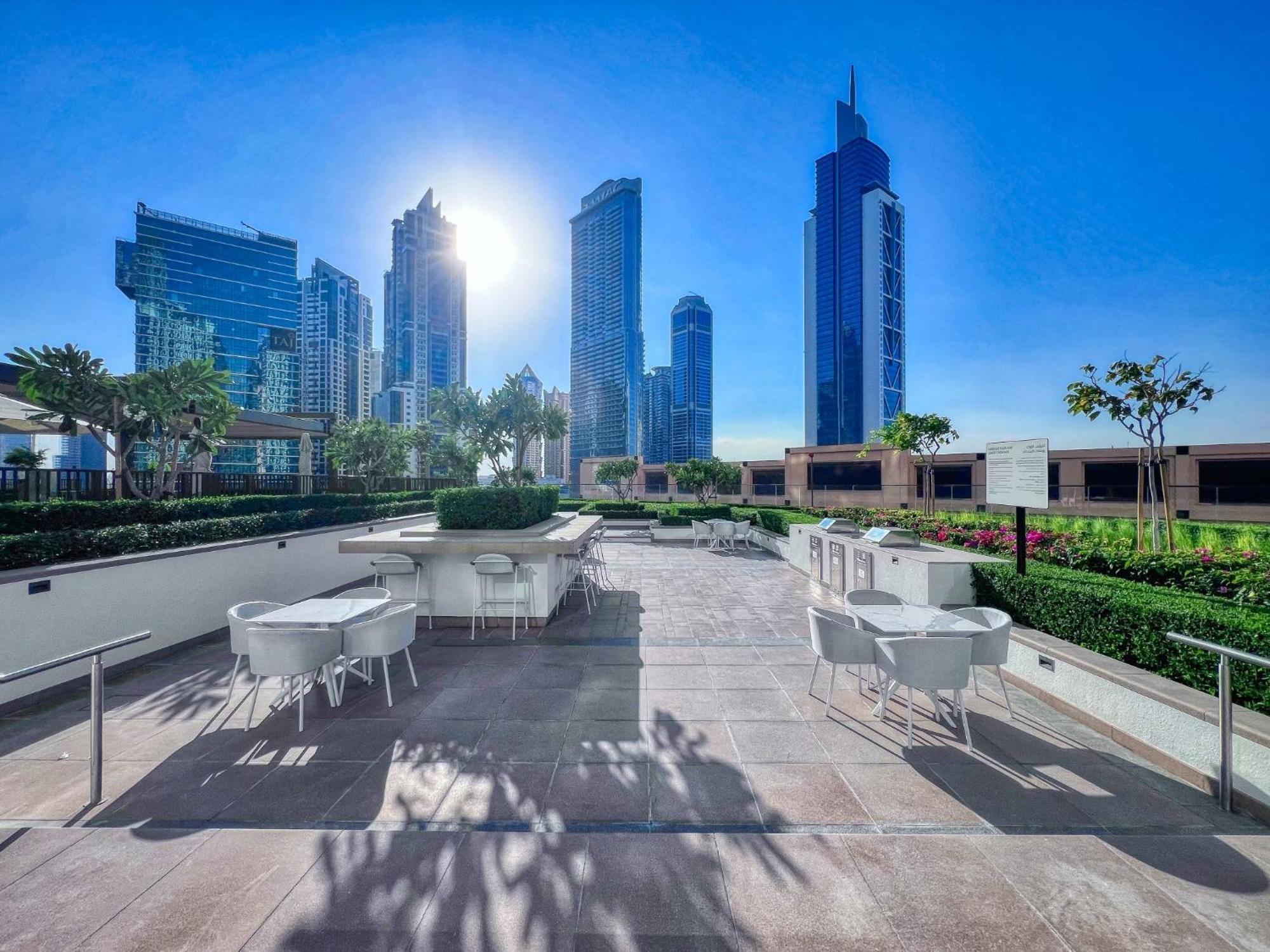 High Floor - Stylish Design - 3br+maids Apartment *