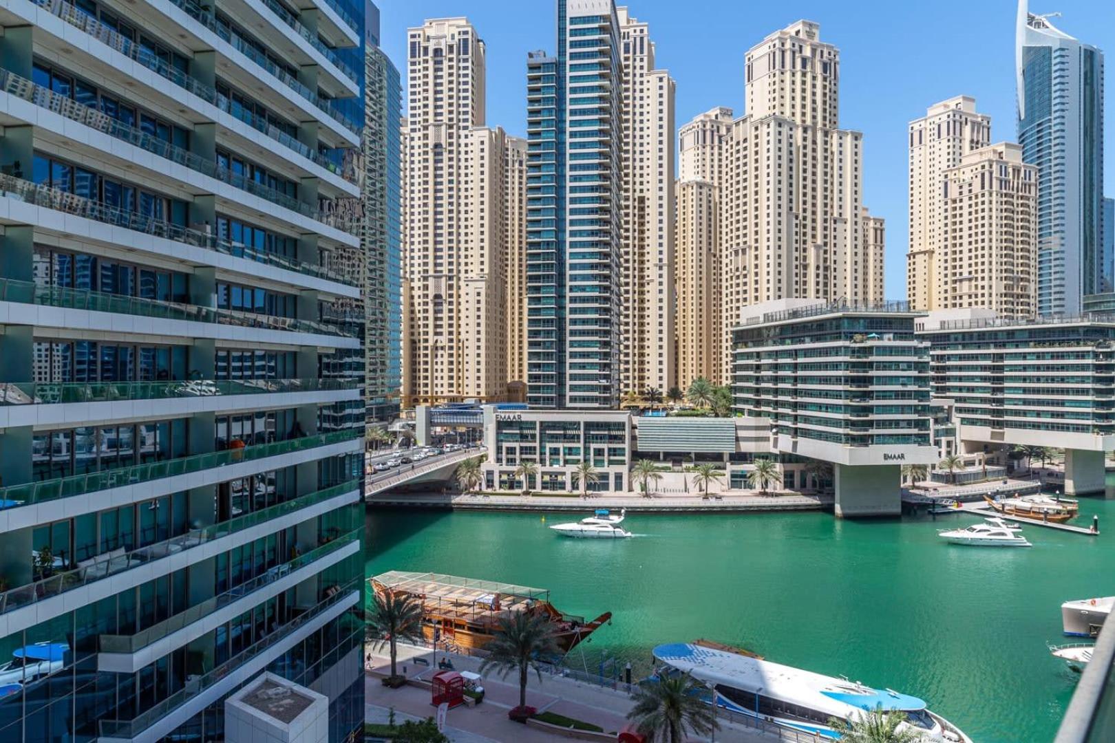 Frank Porter - Silverene * Dubai