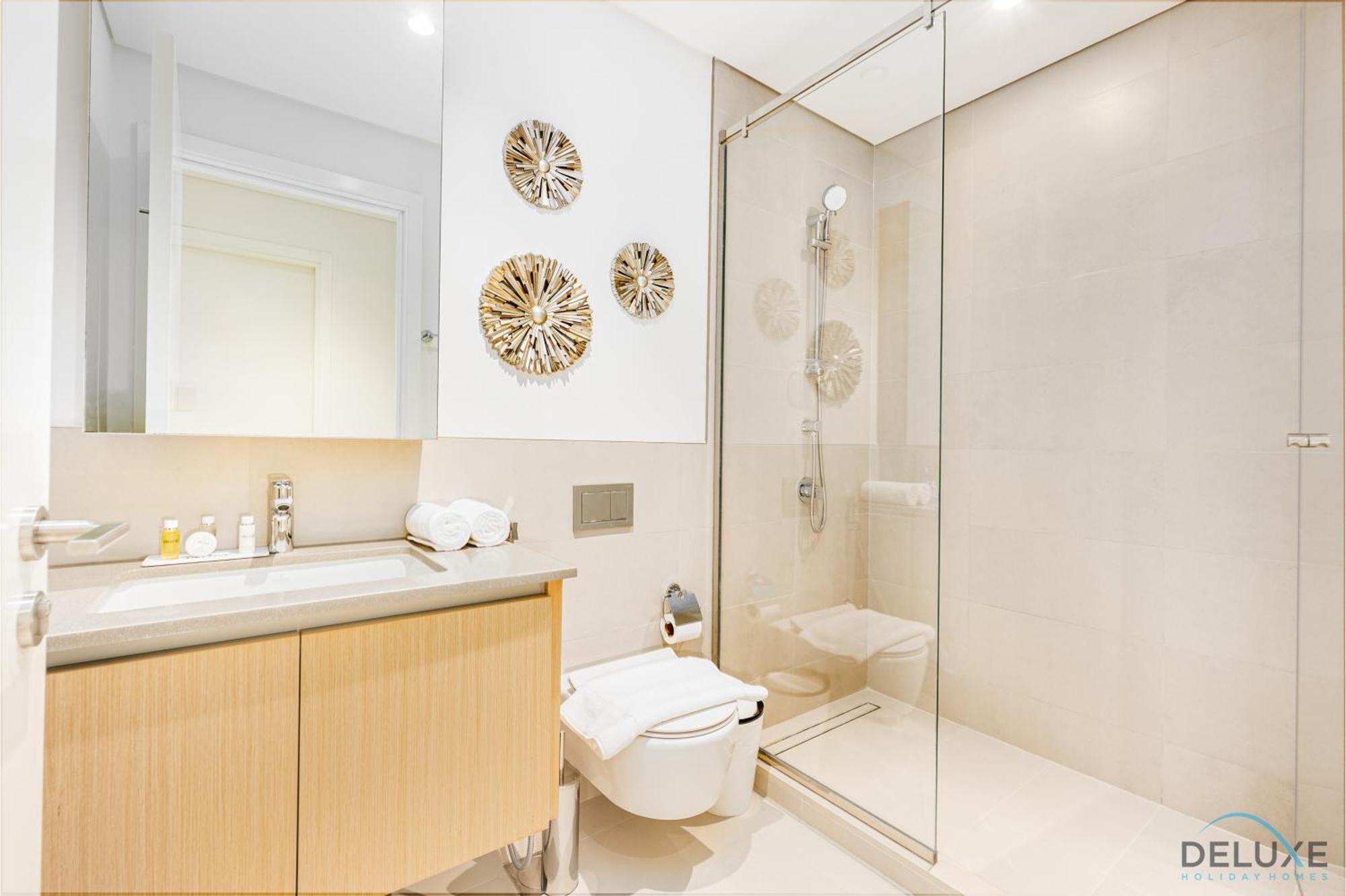 Lavish 1br At Summer At Creek Beach, Creek Harbor By Deluxe Homes Apartment *