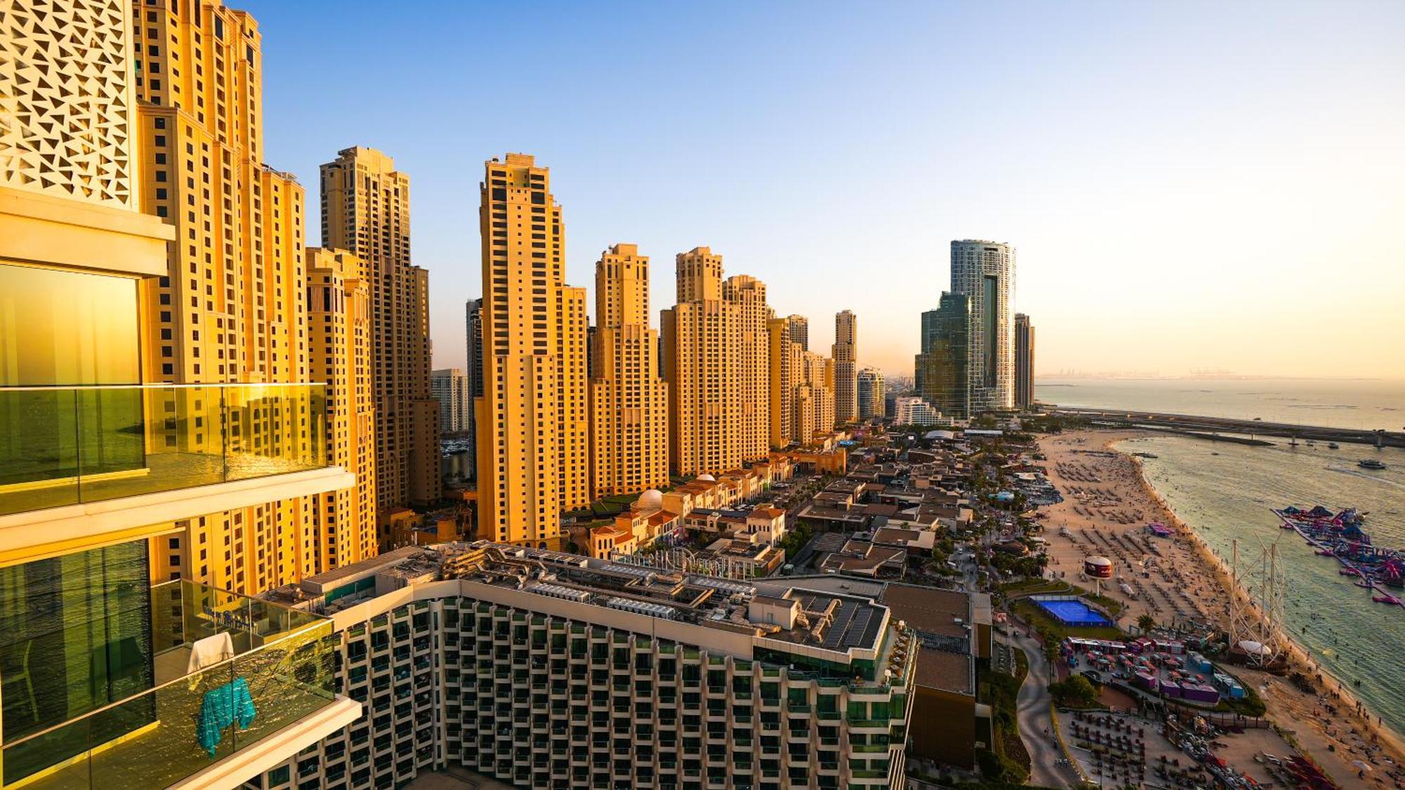 Spacious La Vie 3br With Private Access By Anw Apartment Dubai