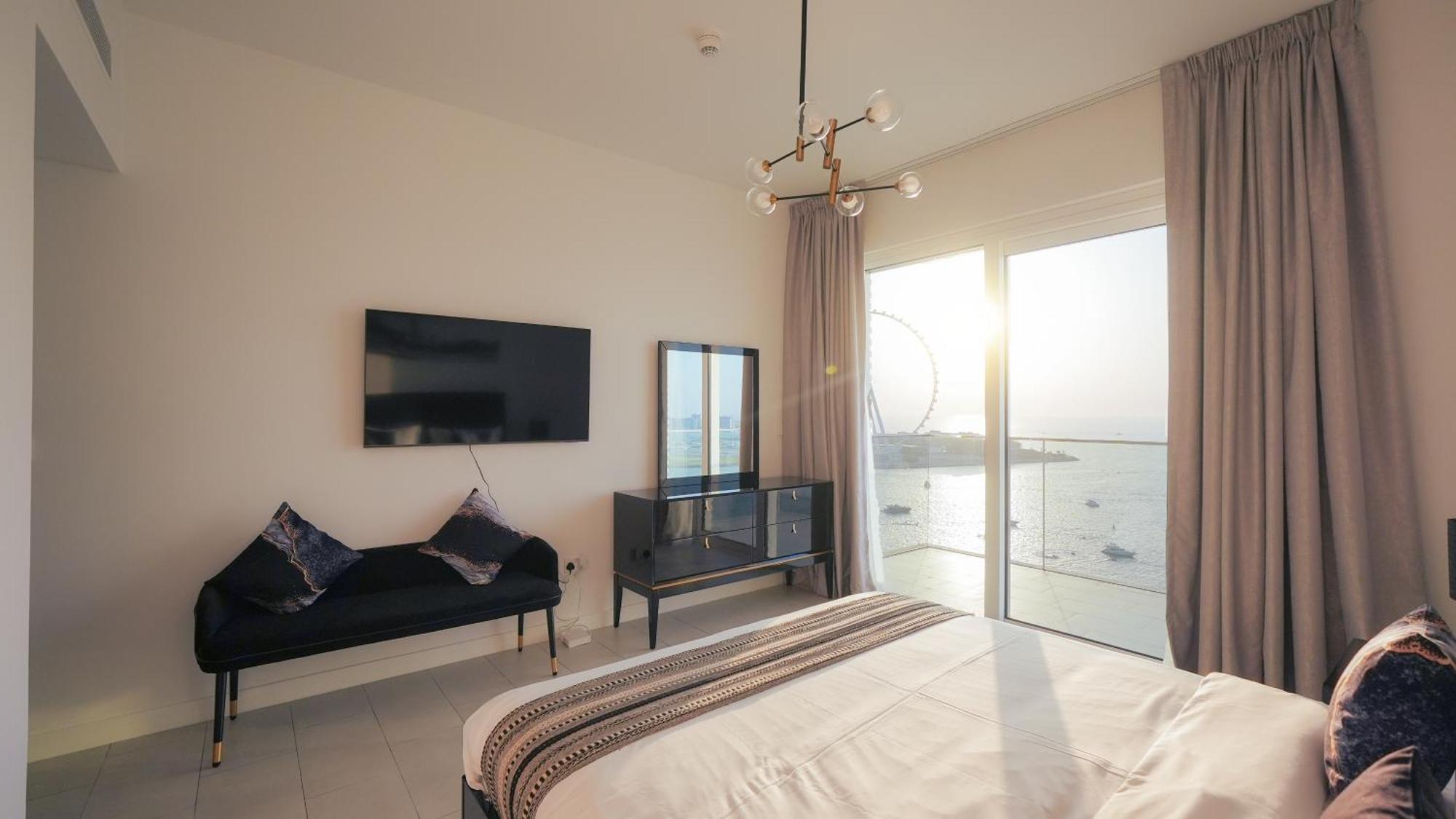 Apartment Spacious La Vie 3br With Private Access By Anw Dubai