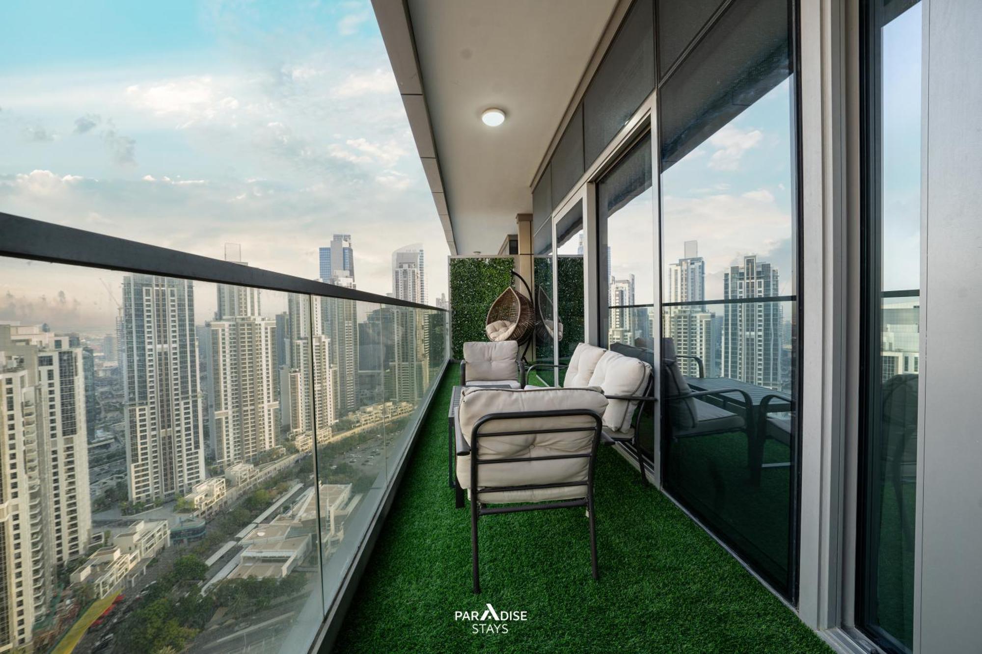 Paramount Midtown Hotel, Burj Khalifa Views Dubai