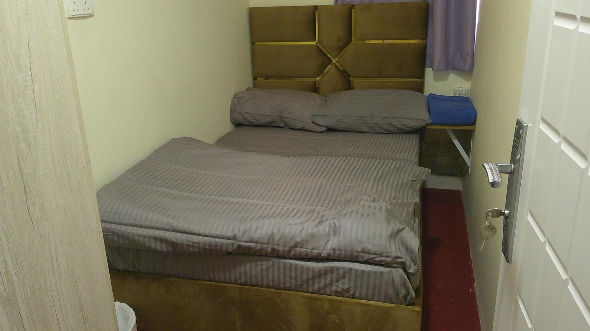 Ruby Star 303 Hostel Dubai