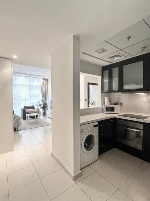 Ain View 1 Bedroom In Marina Dubai