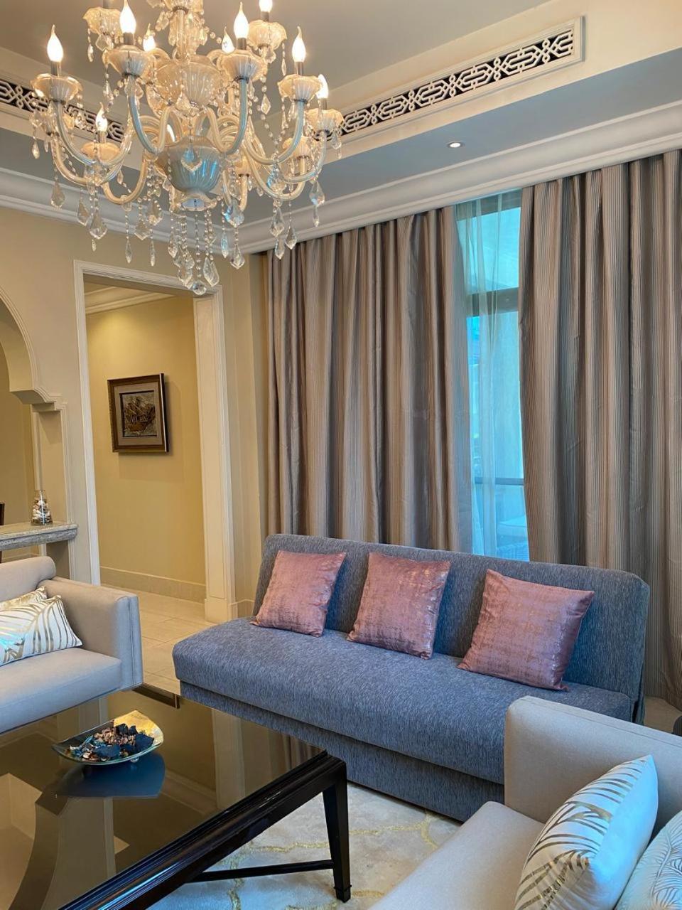 Luxurious Burj View Oasis 2 Bedroom * Dubai