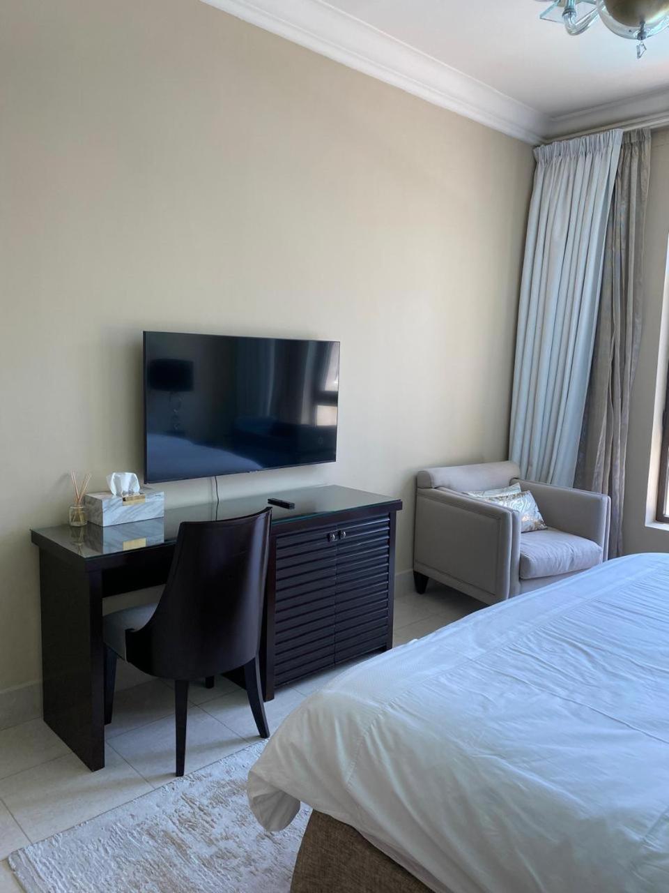 Luxurious Burj View Oasis 2 Bedroom Dubai
