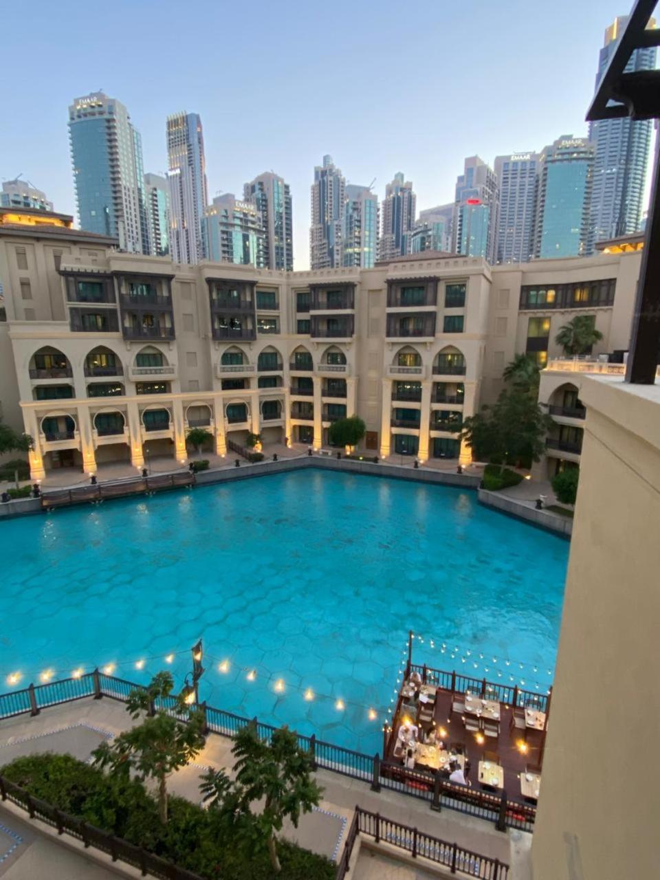 Apartment Luxurious Burj View Oasis 2 Bedroom