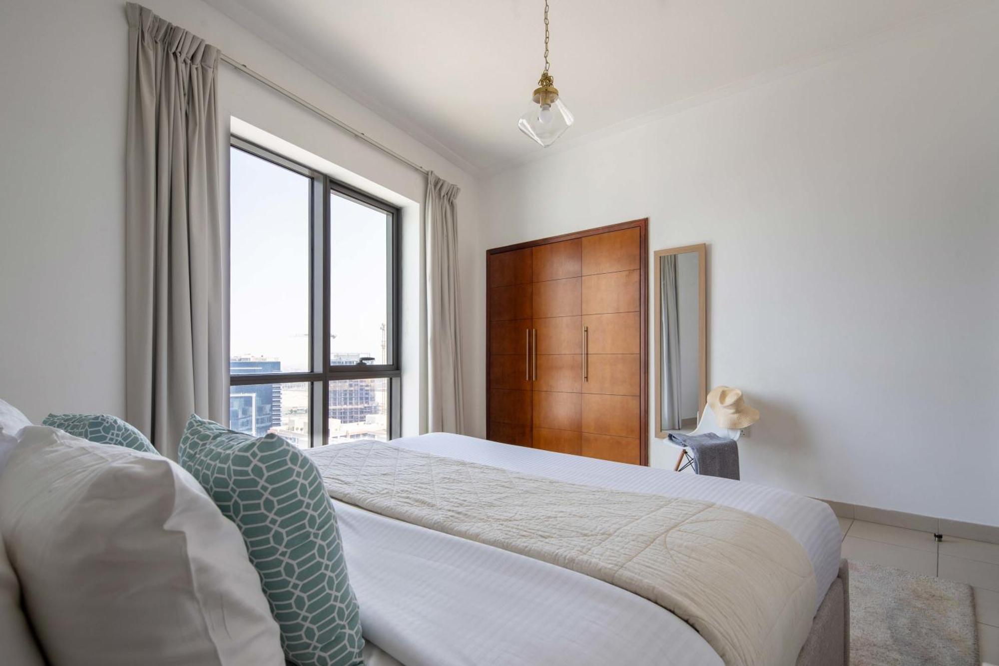 Frank Porter - South Ridge 6 Apartment Dubai