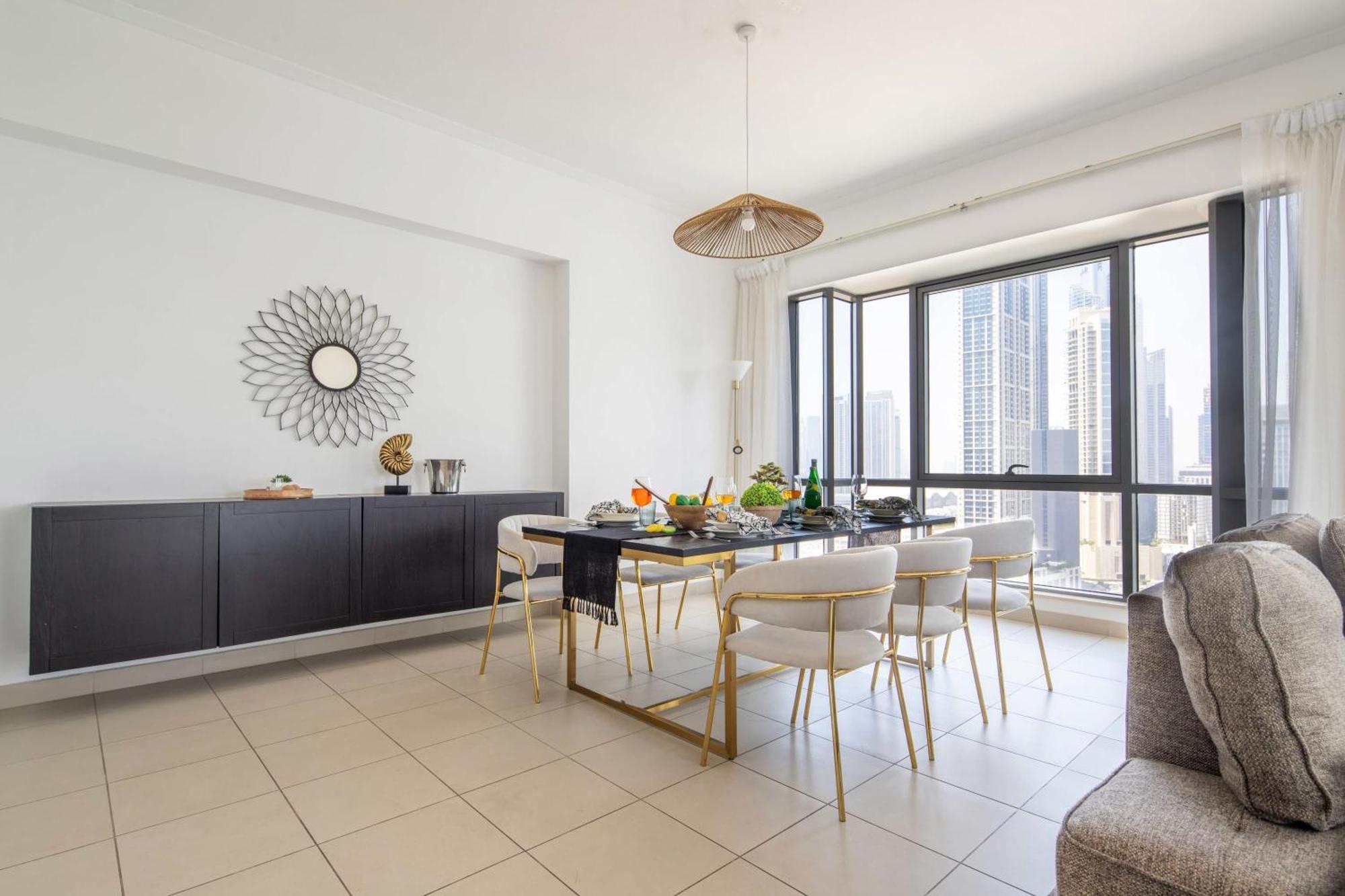 Frank Porter - South Ridge 6 * Dubai