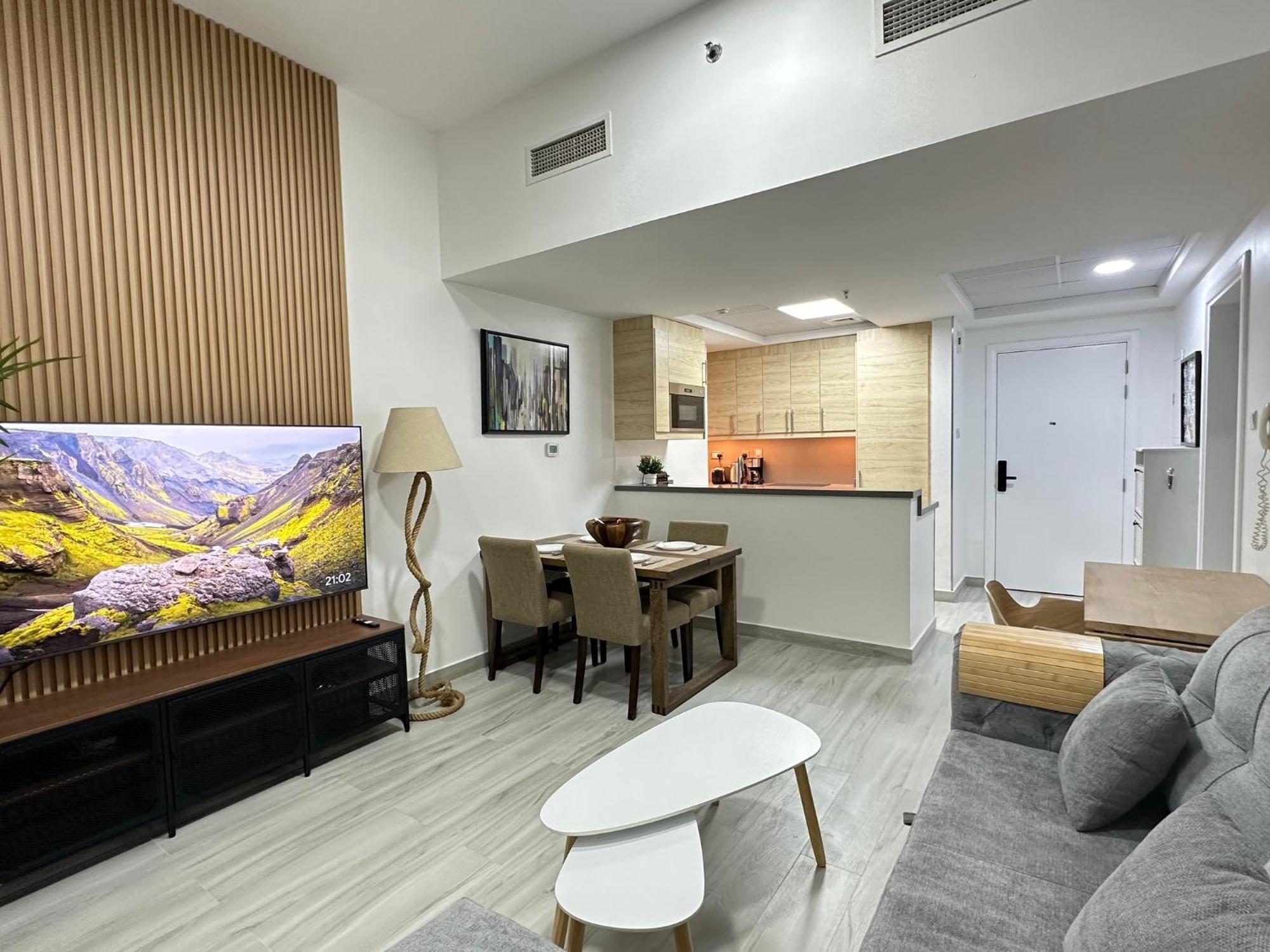 Apartment Modern 1br In Marina With Sea View Dubai