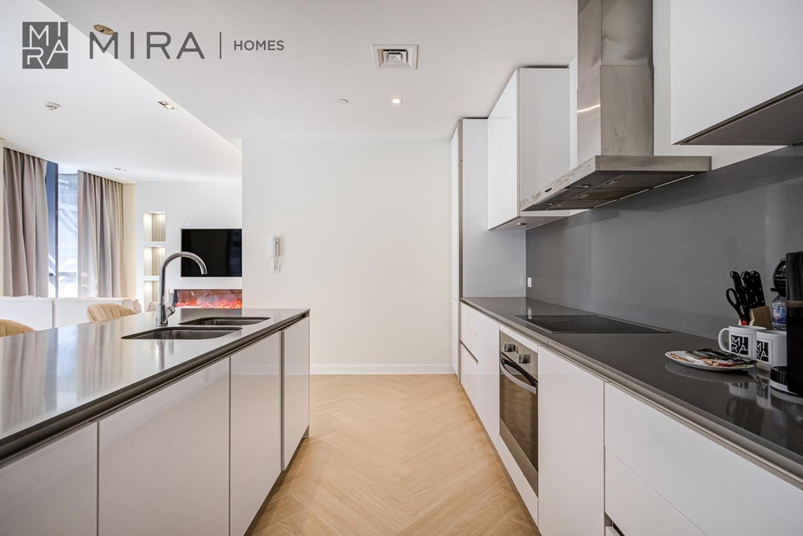 Mira Homes - Walk - Building 5 - Next To Coca Cola Arena Apartment