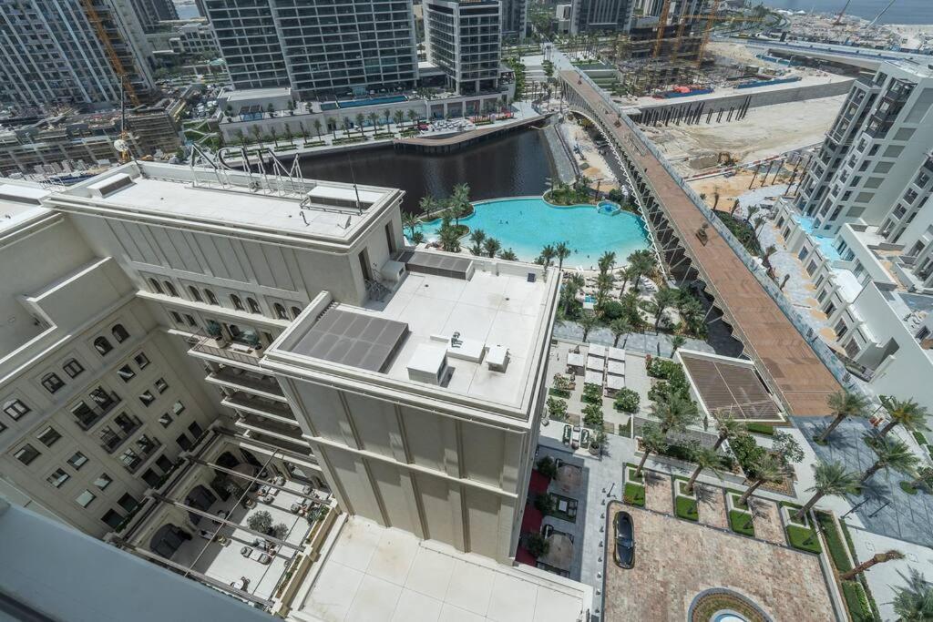 New Listing & Vida Creek & Access Apartment Dubai
