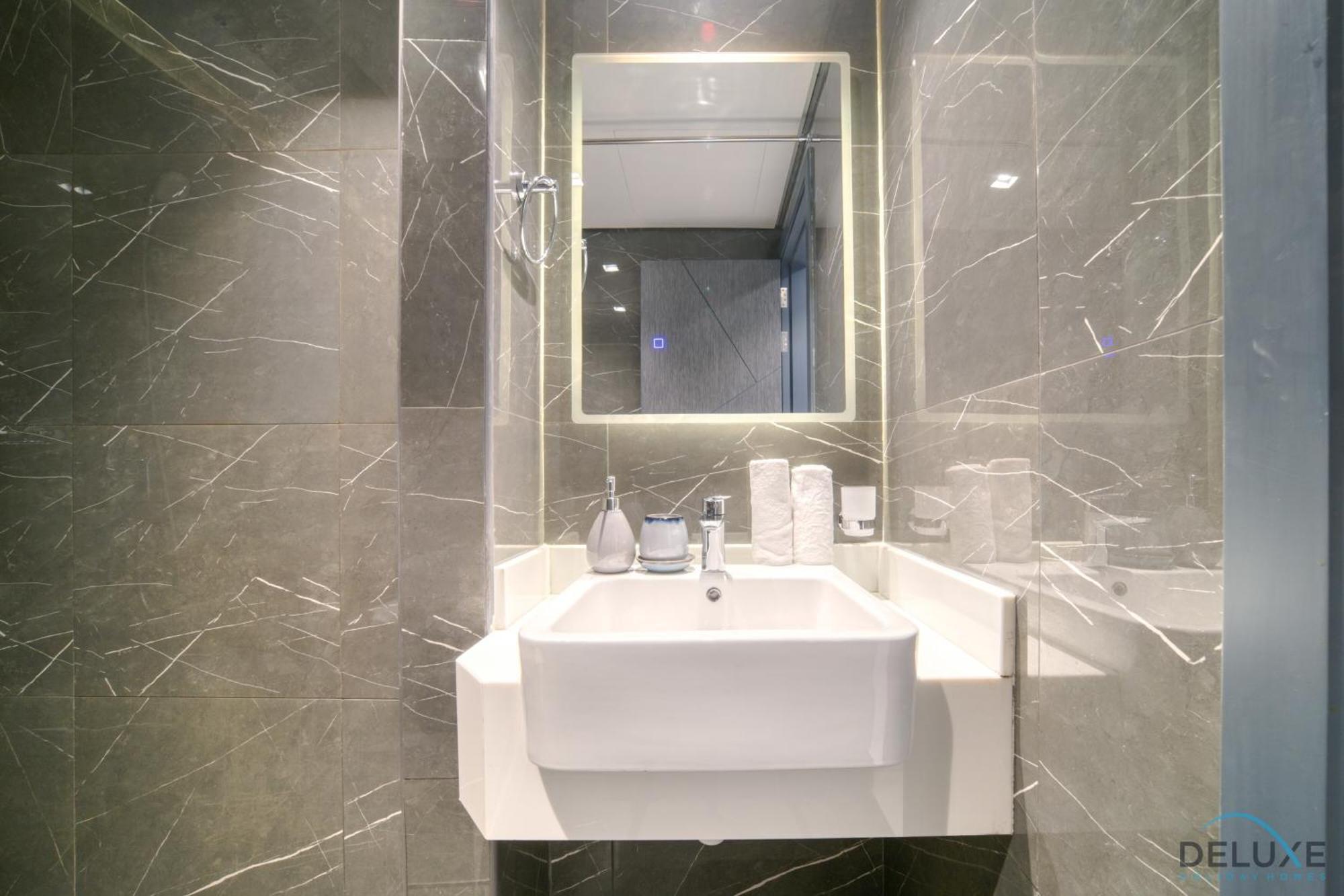 Apartment Magnificent 2br With Private Pool At Samana Golf Avenue By Deluxe Homes Dubai