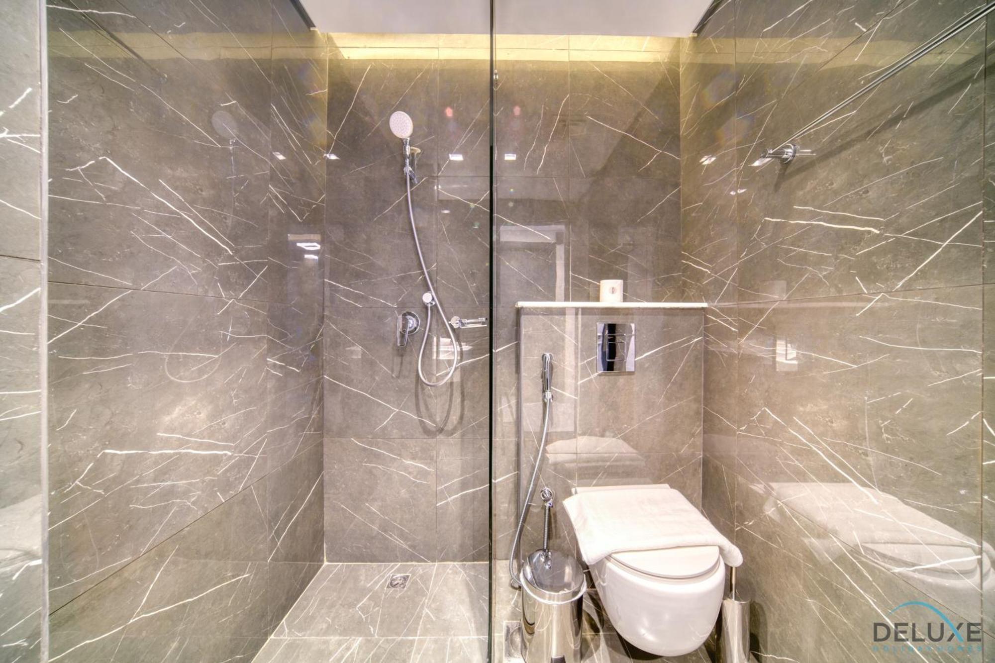 Magnificent 2br With Private Pool At Samana Golf Avenue By Deluxe Homes *