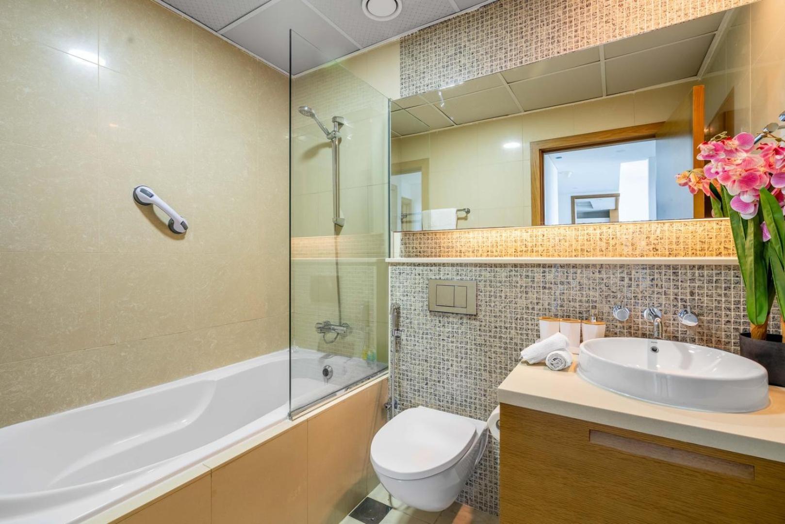 Guestready - Downtown Comfort Near Burj Khalifa Apartment Dubai