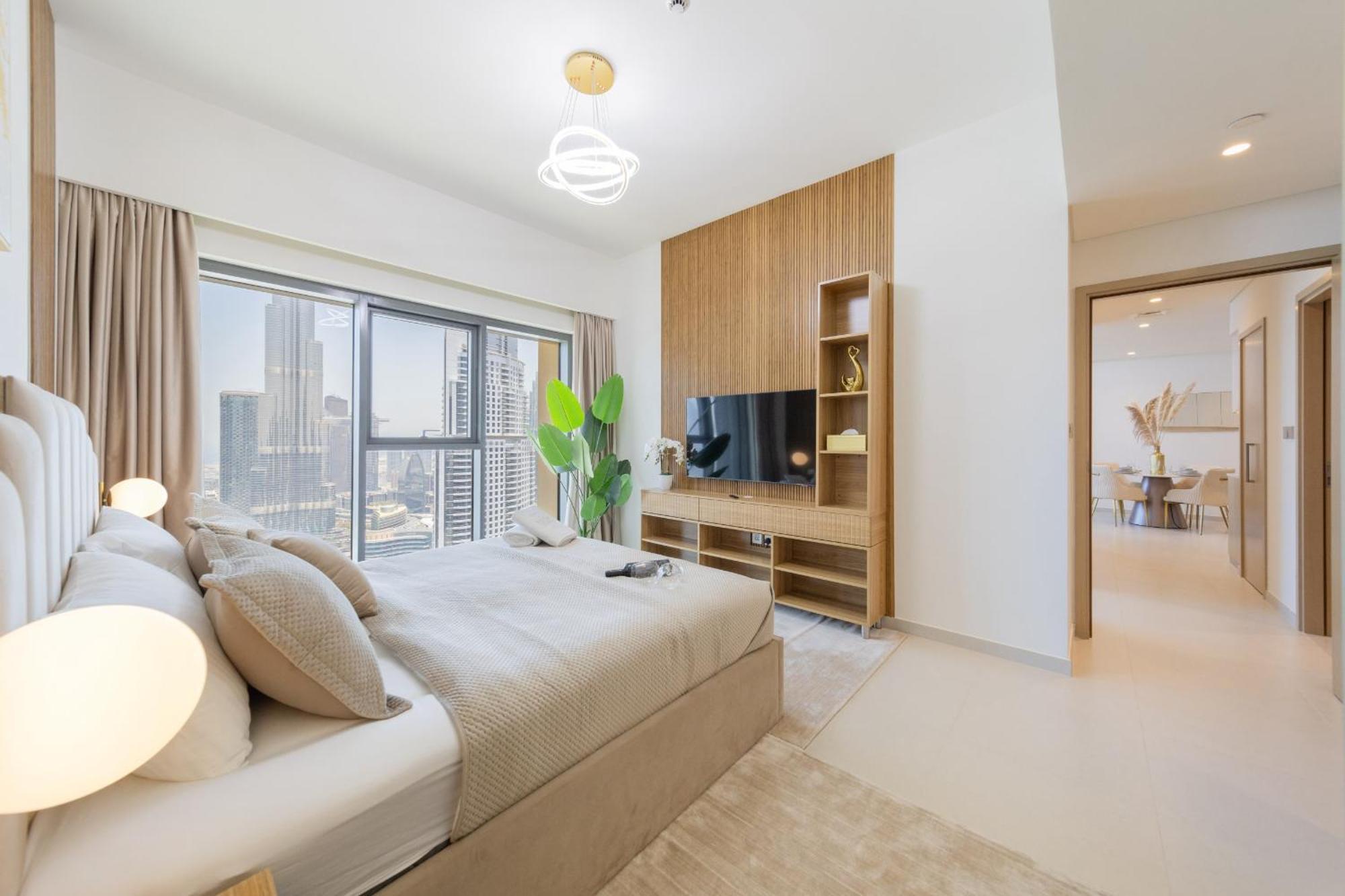 Eden's Homes & - Burj Royale Apartment Dubai