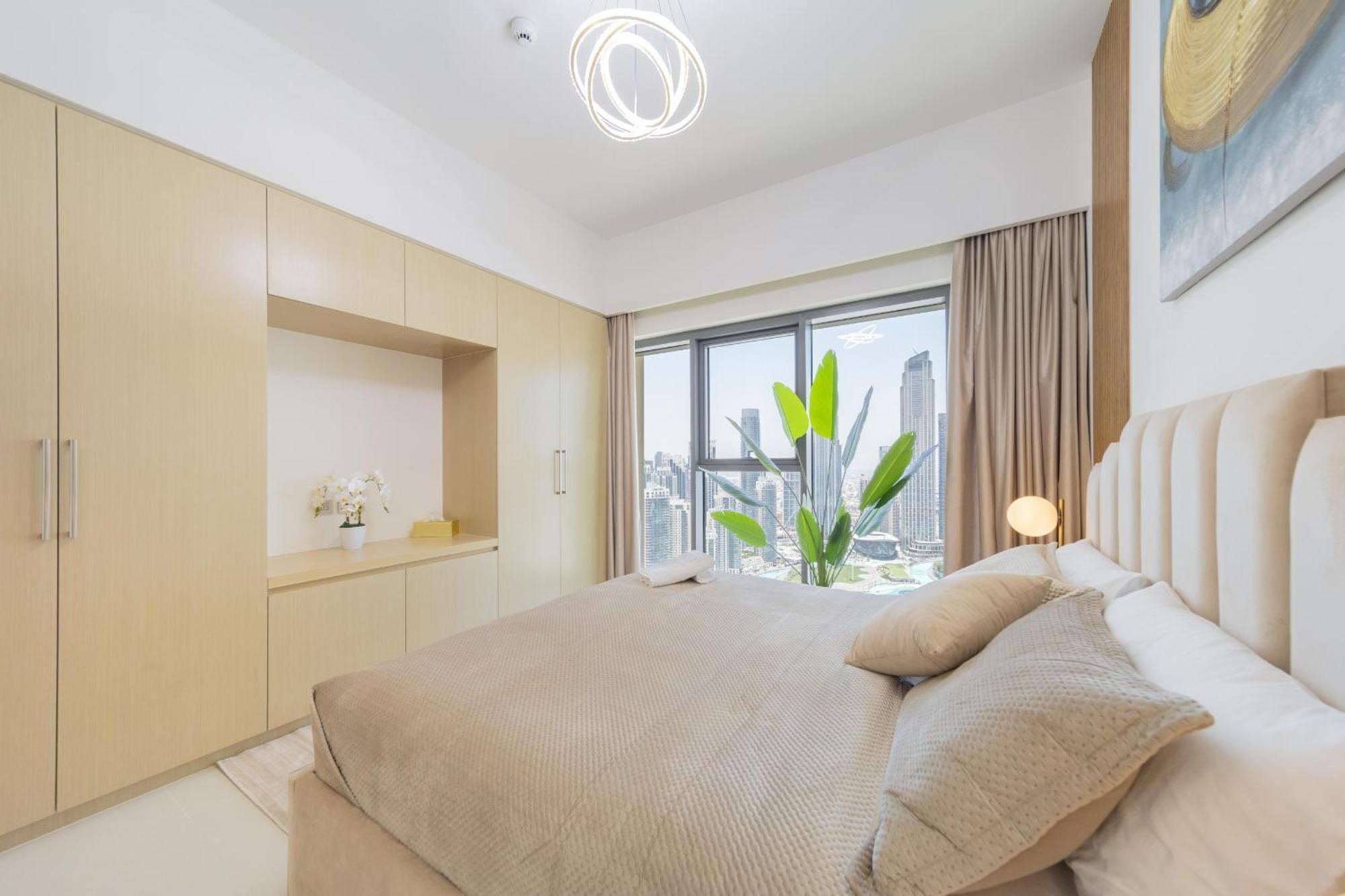 Eden's Homes & - Burj Royale Apartment Dubai