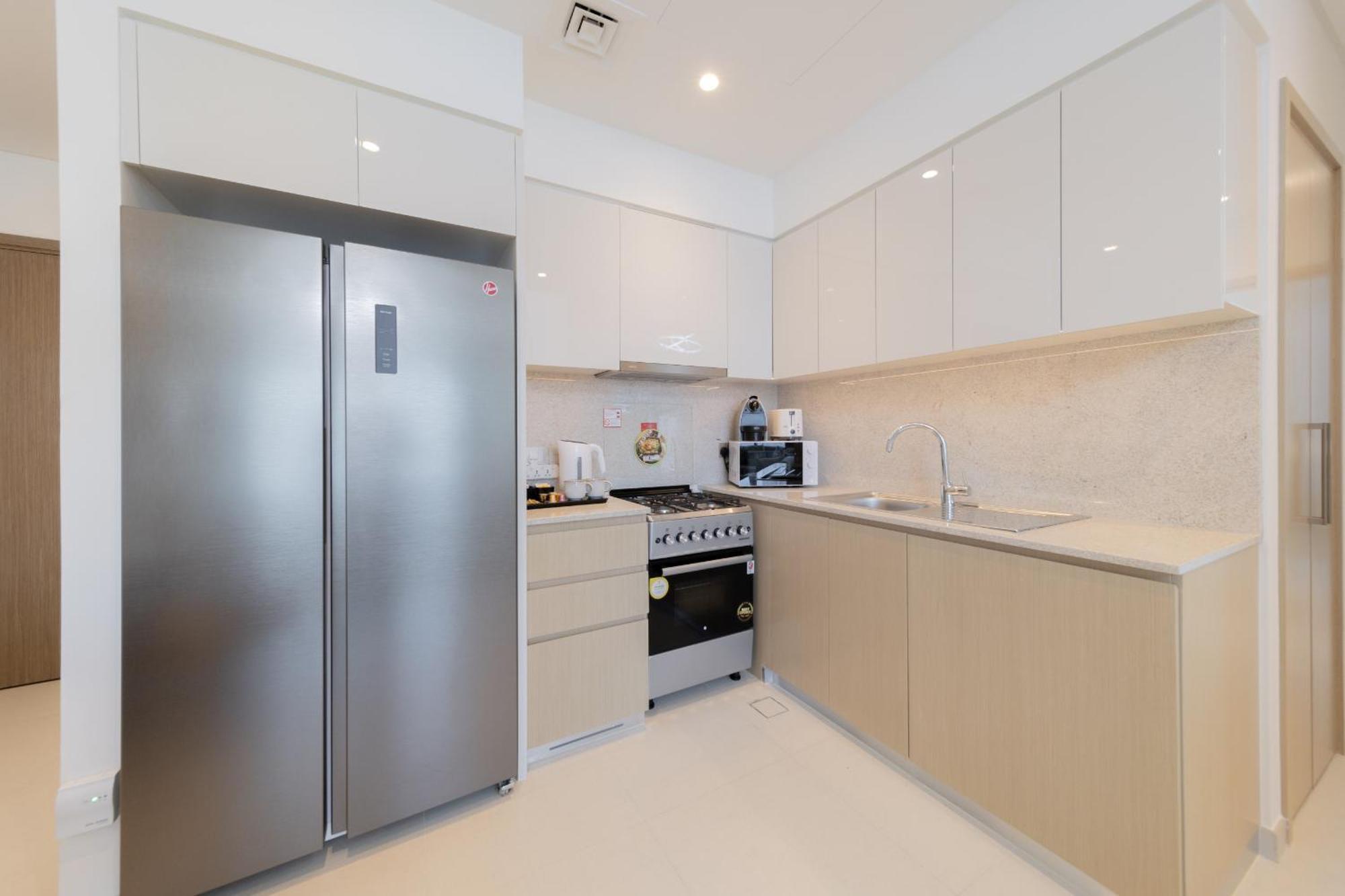 Apartment Eden's Homes & - Burj Royale Dubai