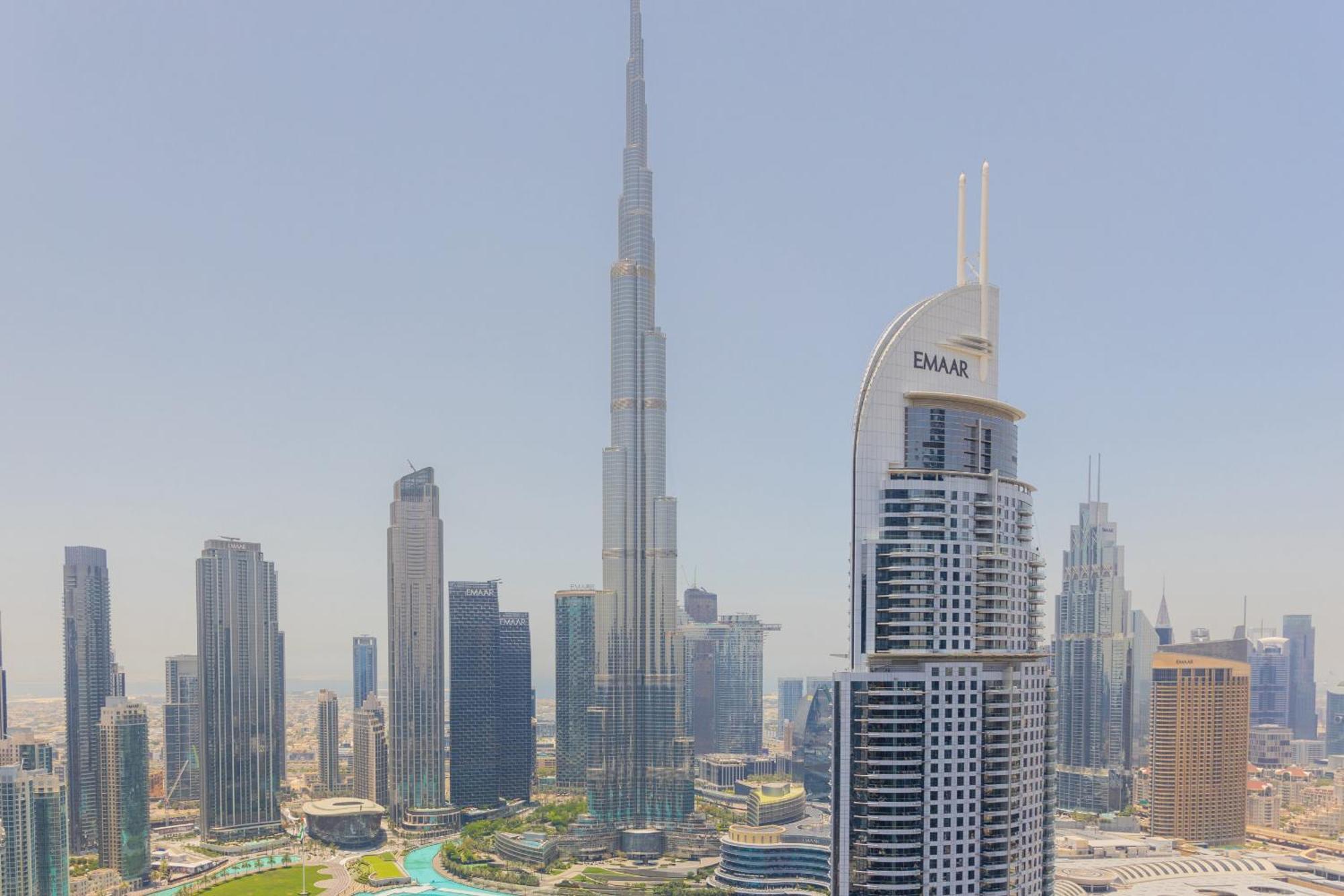 Eden's Homes & - Burj Royale Apartment Dubai