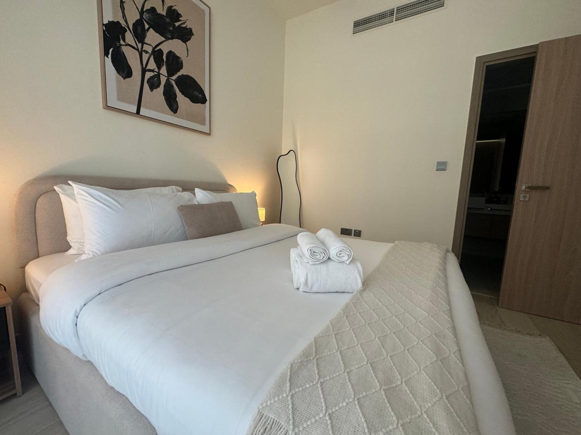 Ashri Homes Standard In Riviera With Pool View Apartment Dubai