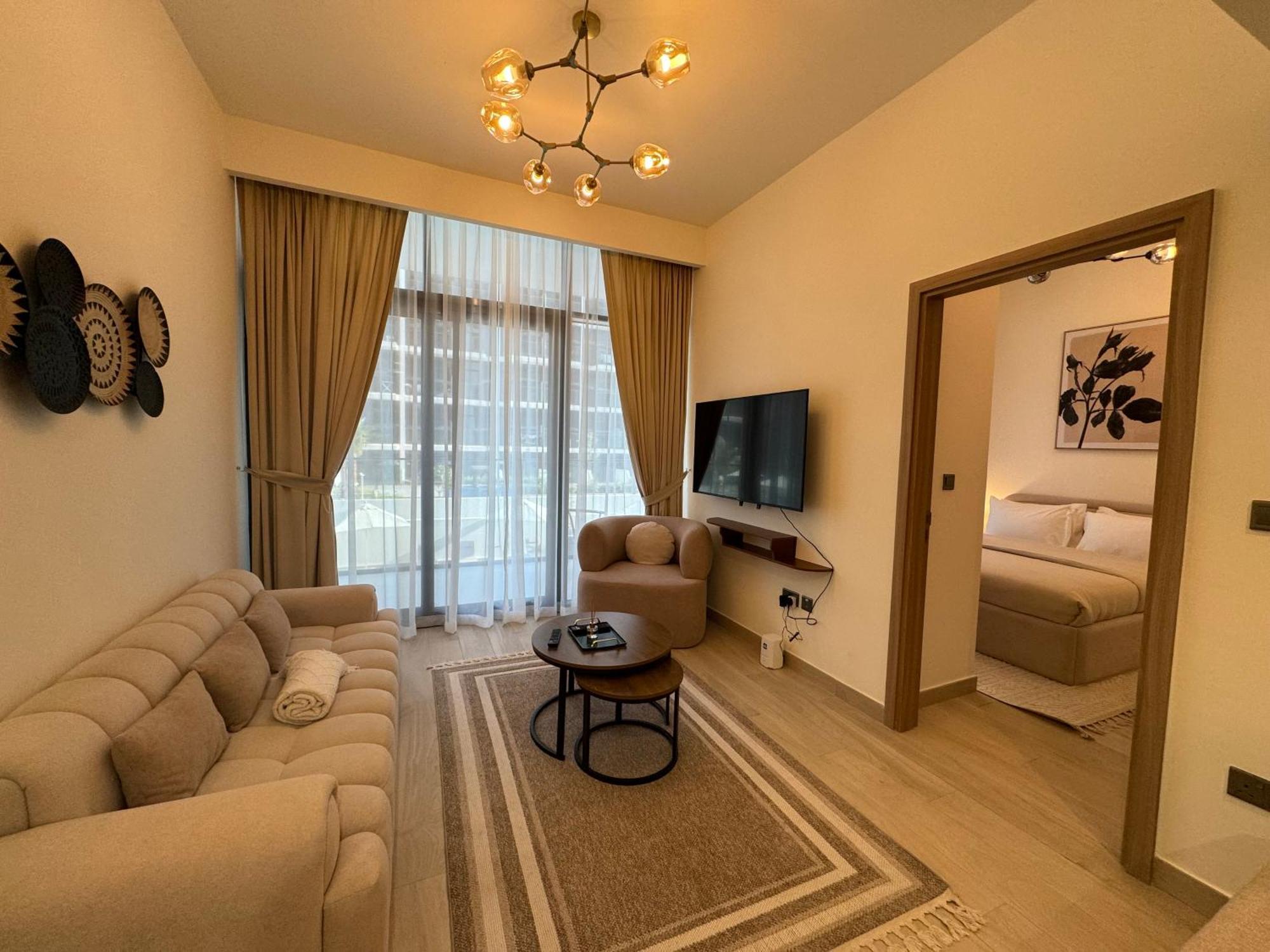 Apartment Ashri Homes Standard In Riviera With Pool View