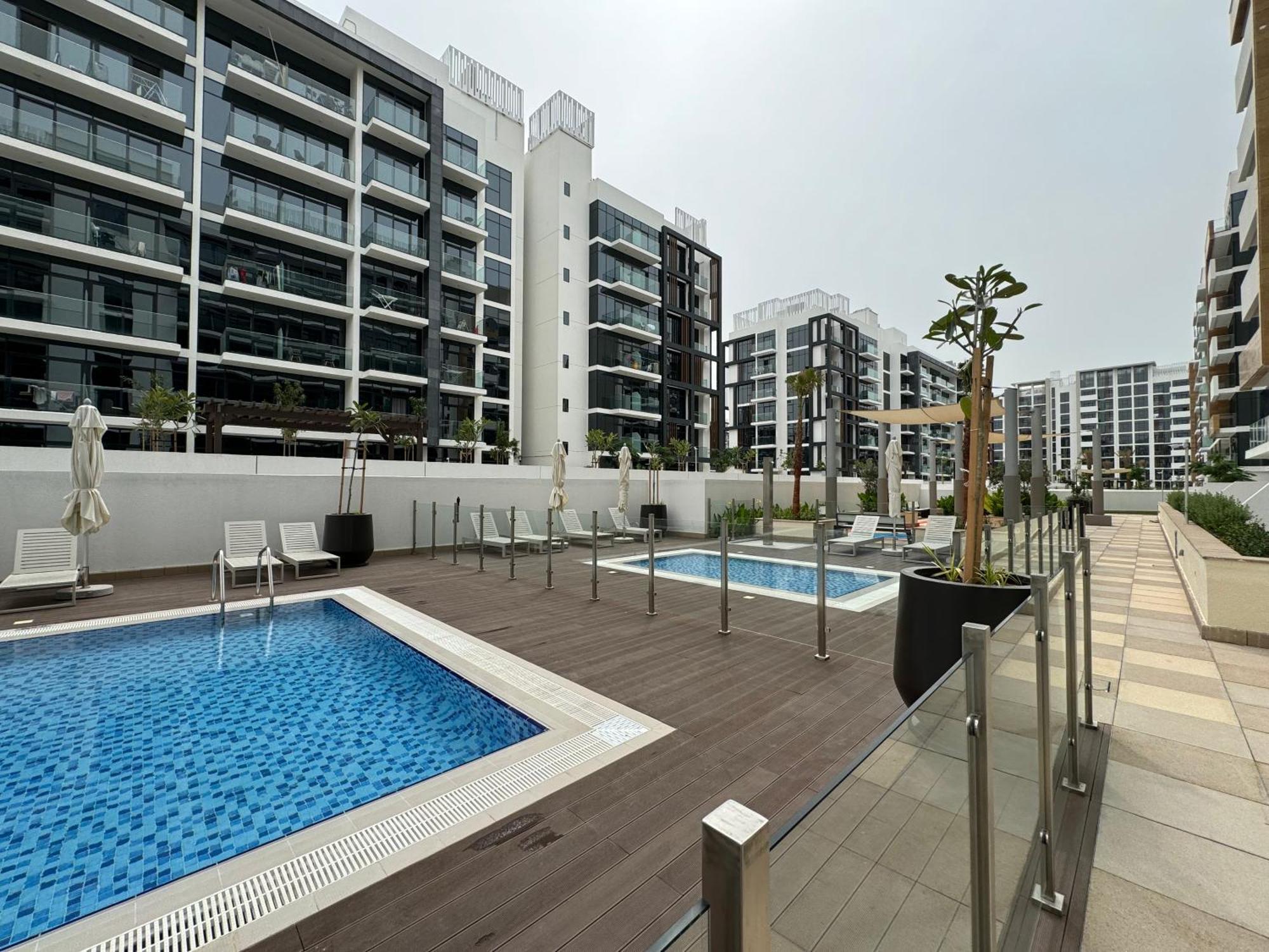 Apartment Ashri Homes Standard In Riviera With Pool View