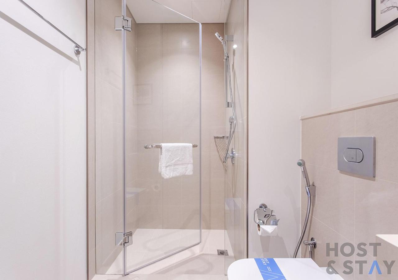 Luxurious 3br With Burj Khalifa Views Apartment Dubai
