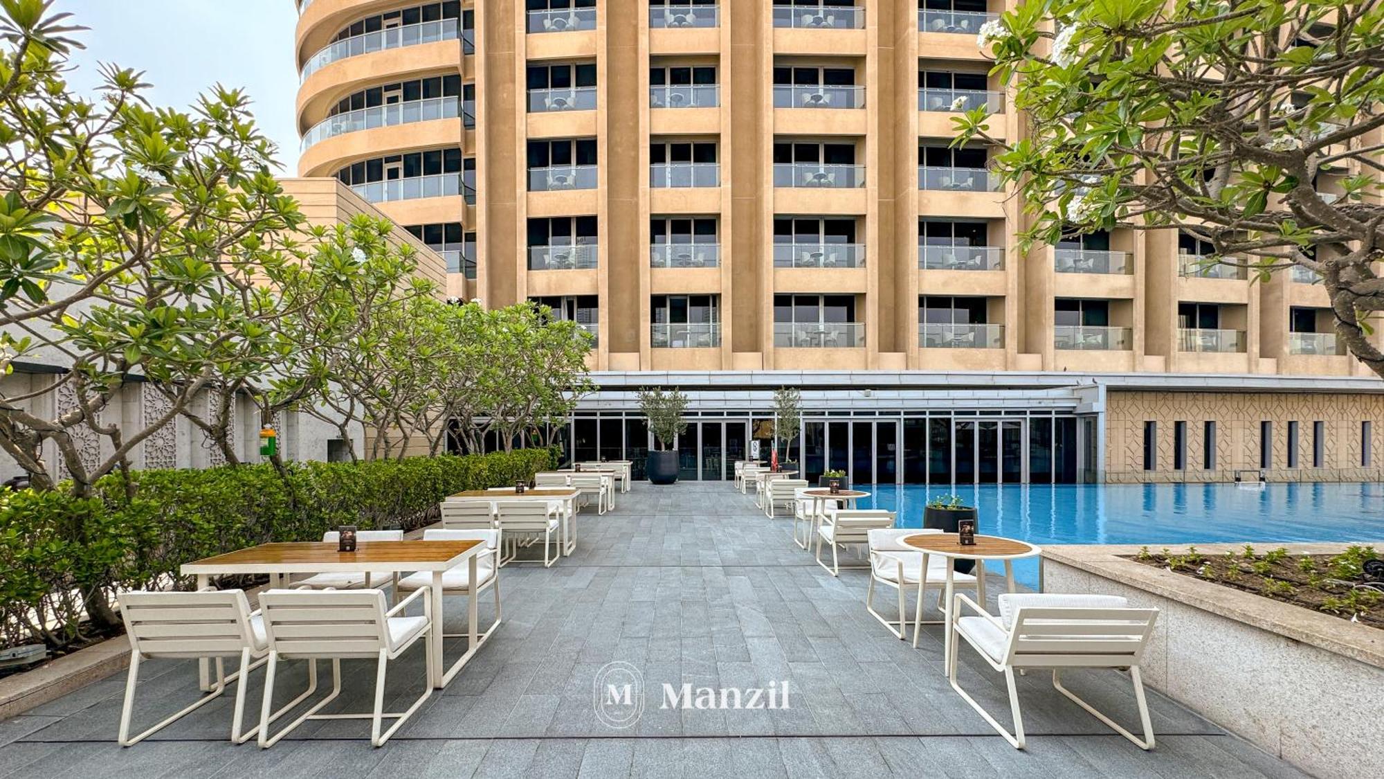 Manzil - With Direct Access To Mall Dubai