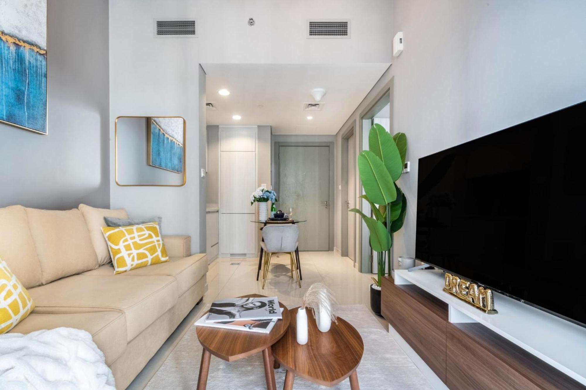 The Smart Concierge - Zada Tower * Dubai