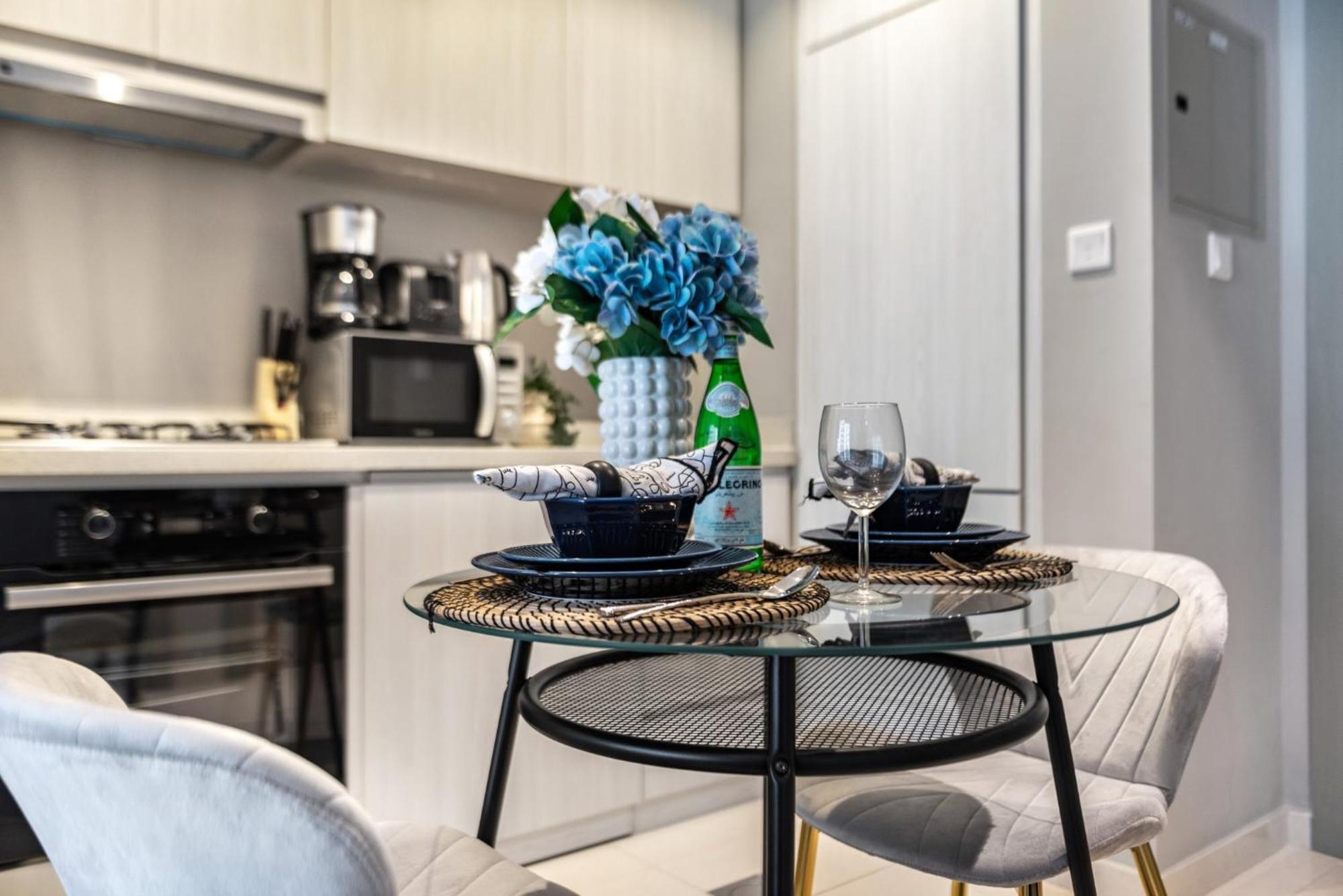 The Smart Concierge - Zada Tower *