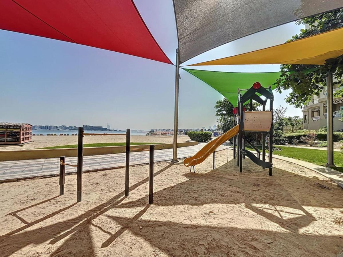 Apartment Al Msalli - Exquisite Three Bedroom Dubai