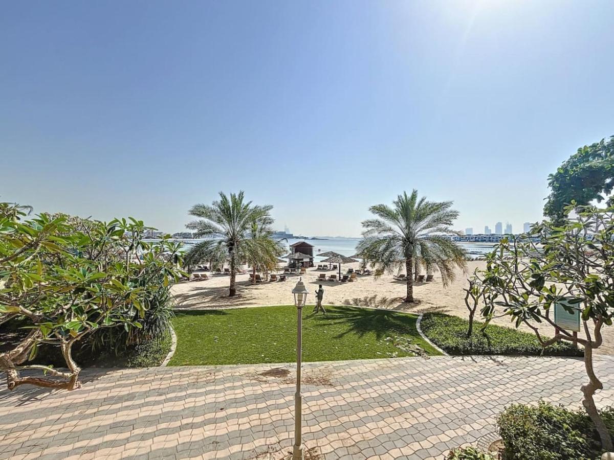Al Msalli - Exquisite Three Bedroom Apartment Dubai