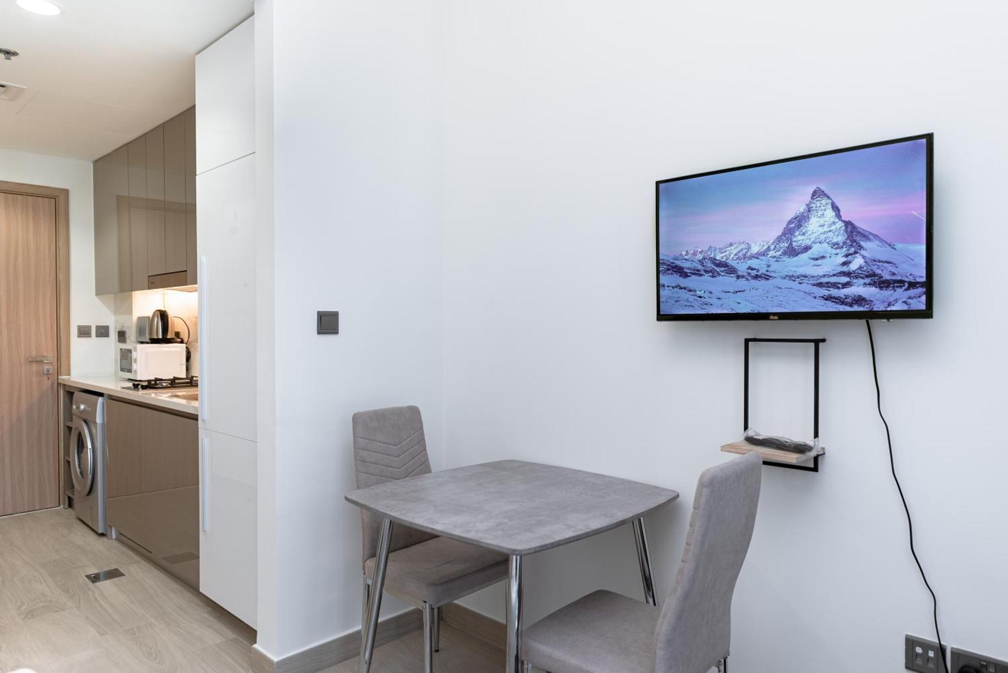 Charming Furnished In Meydan, By Bhavan Apartment *