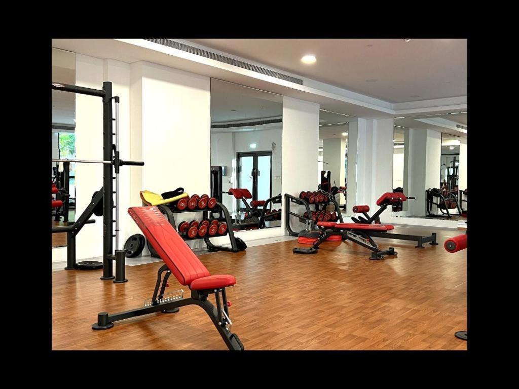 Luxurious Garden View With Pool & Gym In Madinat Jumeirah Holiday home Dubai
