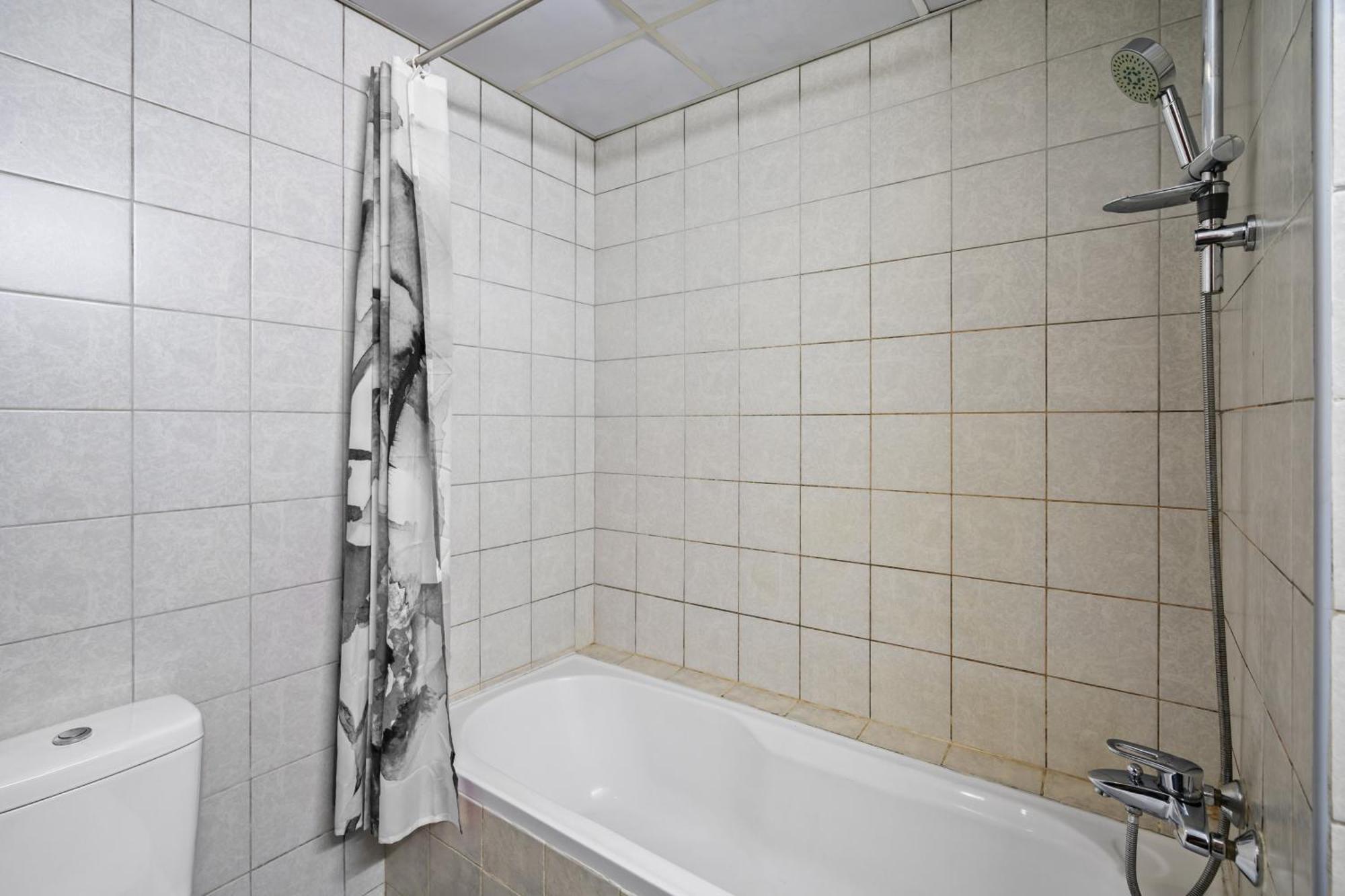 Apartment Elegant Living In Discovery Gardens *