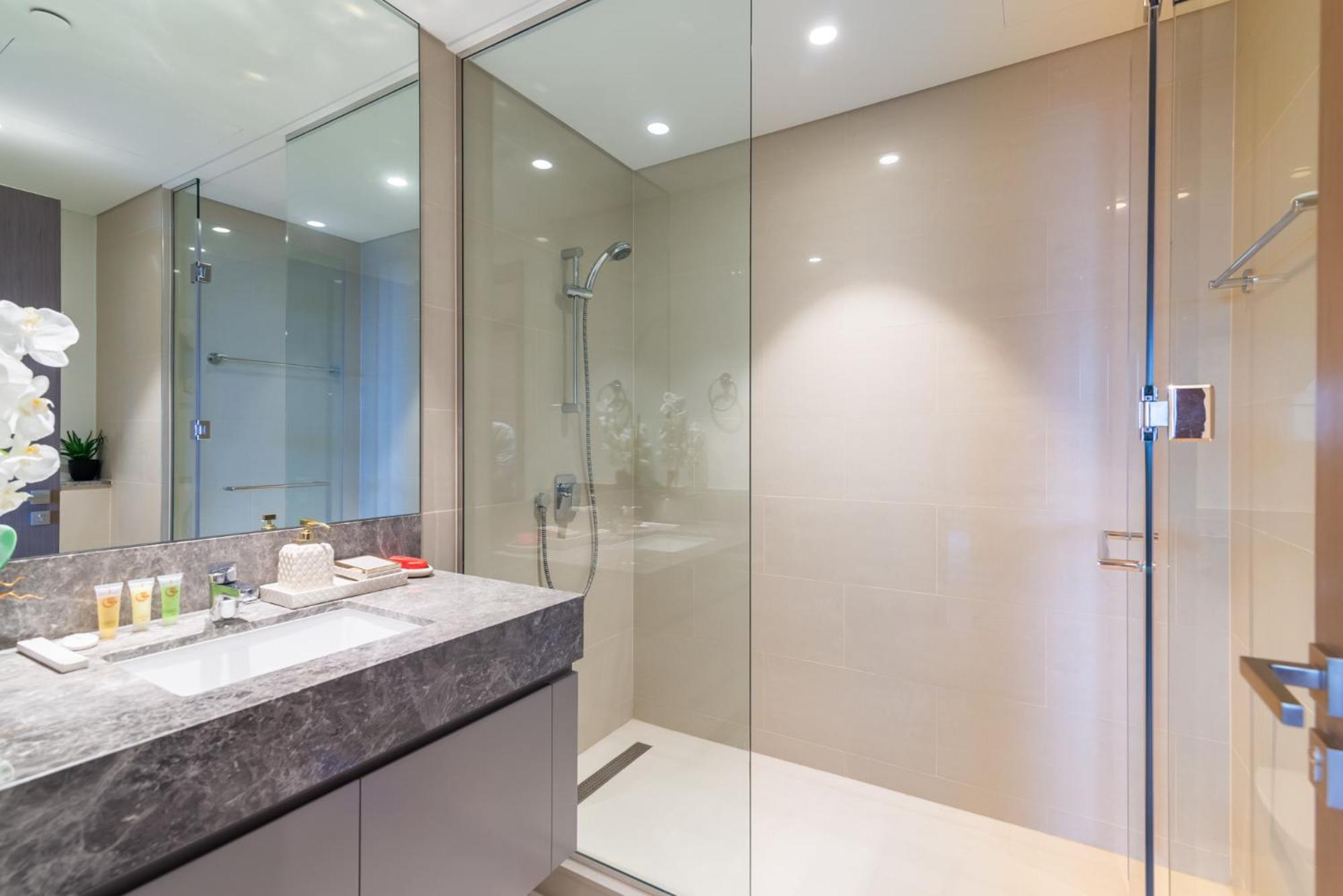 Downtown Luxury - Full Burj Khalifa View - Walking Distance To Mall Apartment *