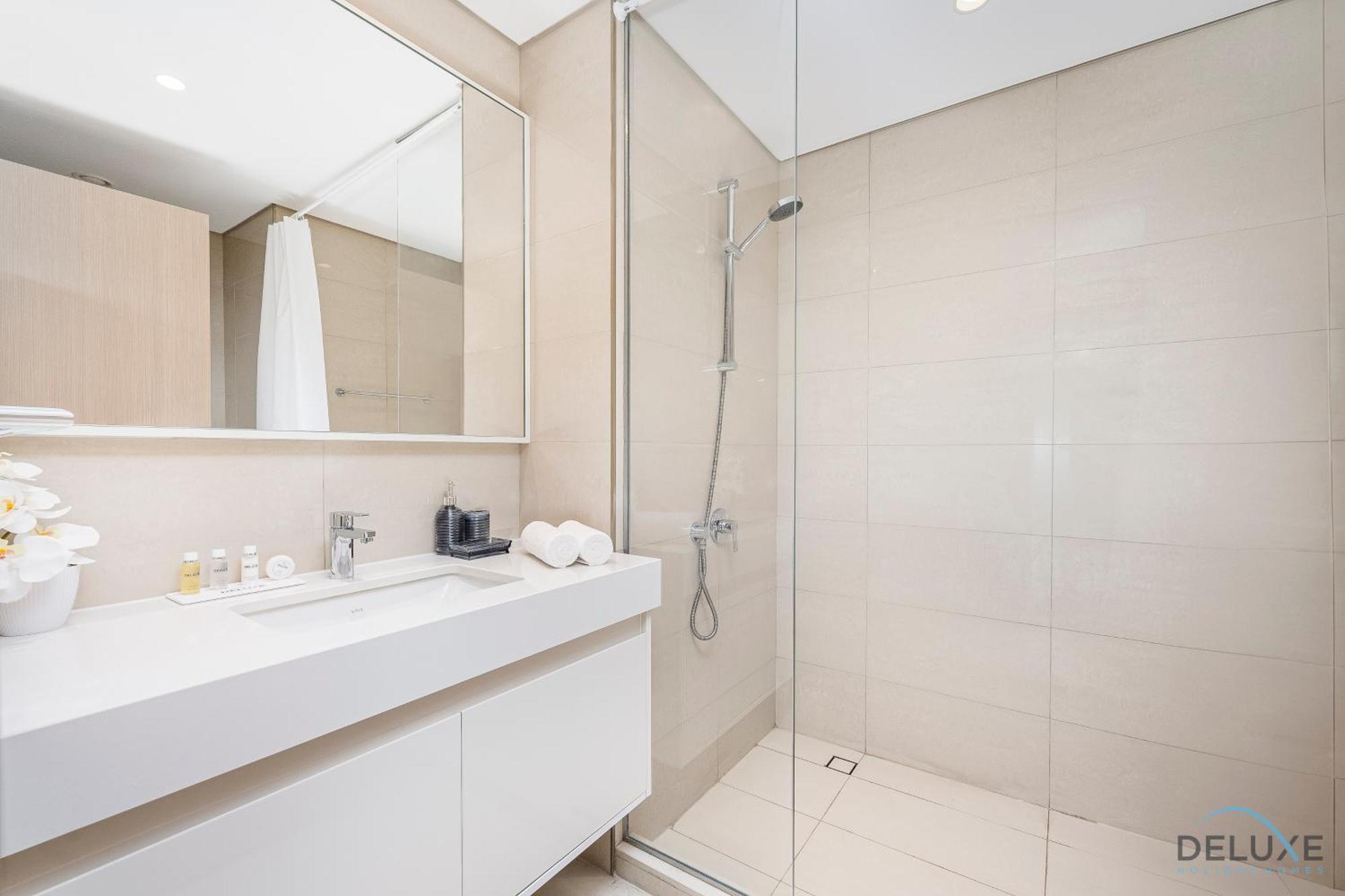 Apartment Luxurious 3br With Burj Khalifa View, Downtown By Deluxe Homes Dubai