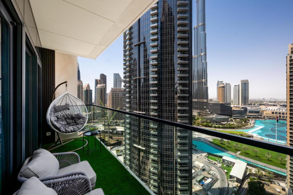 Apartment Magnificent 3 Bedroom With Stunning Burj Khalifa View *