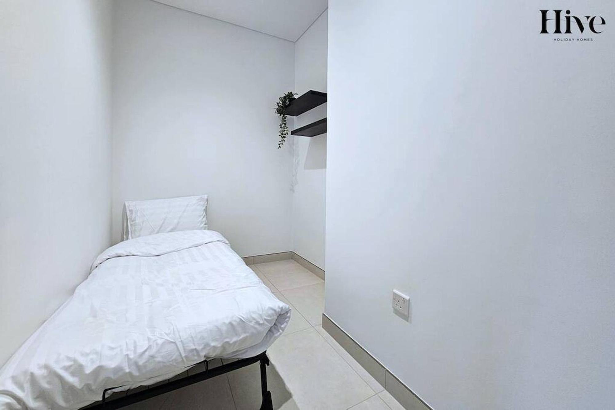 7 By Aurora 209 Apartment
