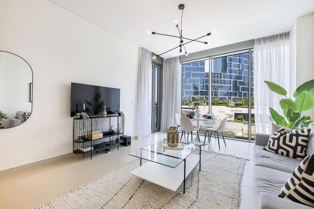 Apartment Water Front - Beautiful 1br On Marina