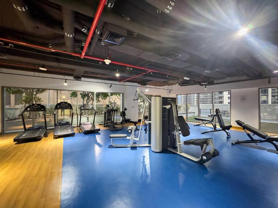 Modern 2br Flat In Bellevue Tower Walk To Mall Apartment Dubai