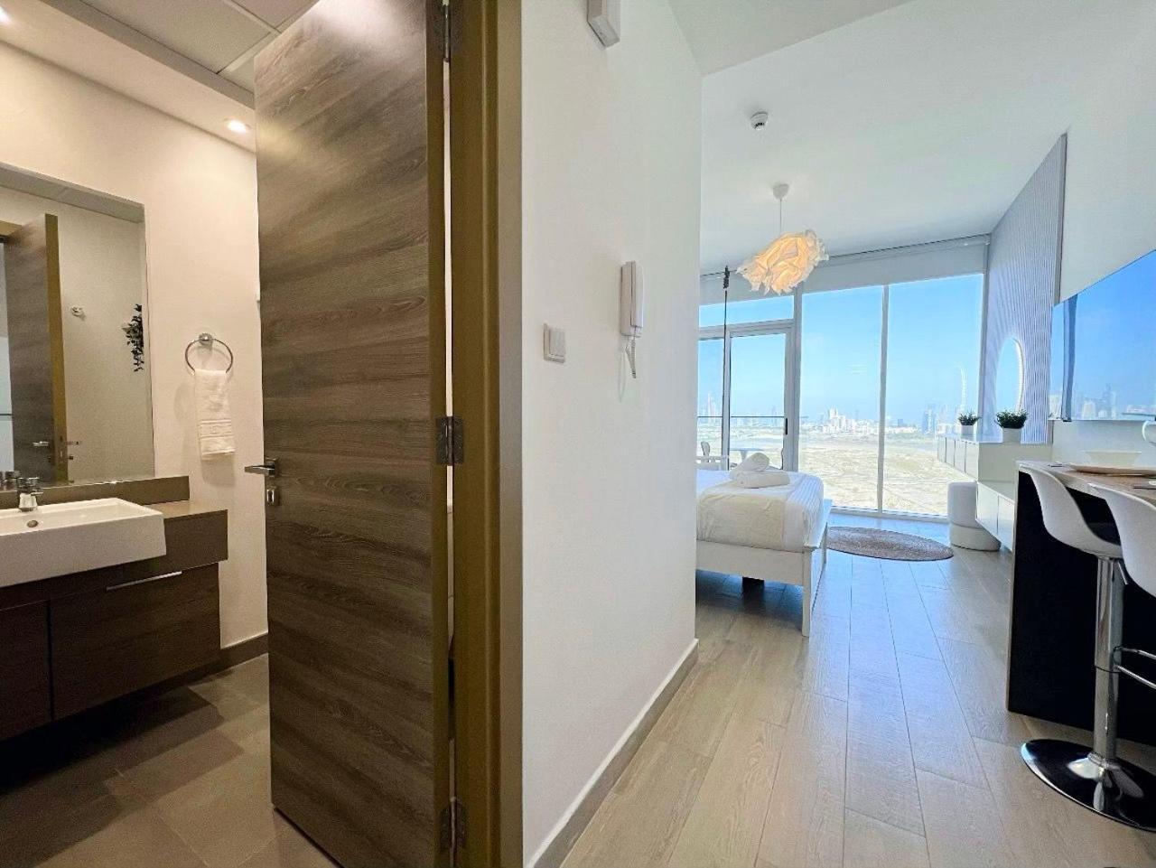 Luxury Romantic With Amazing View Dubai