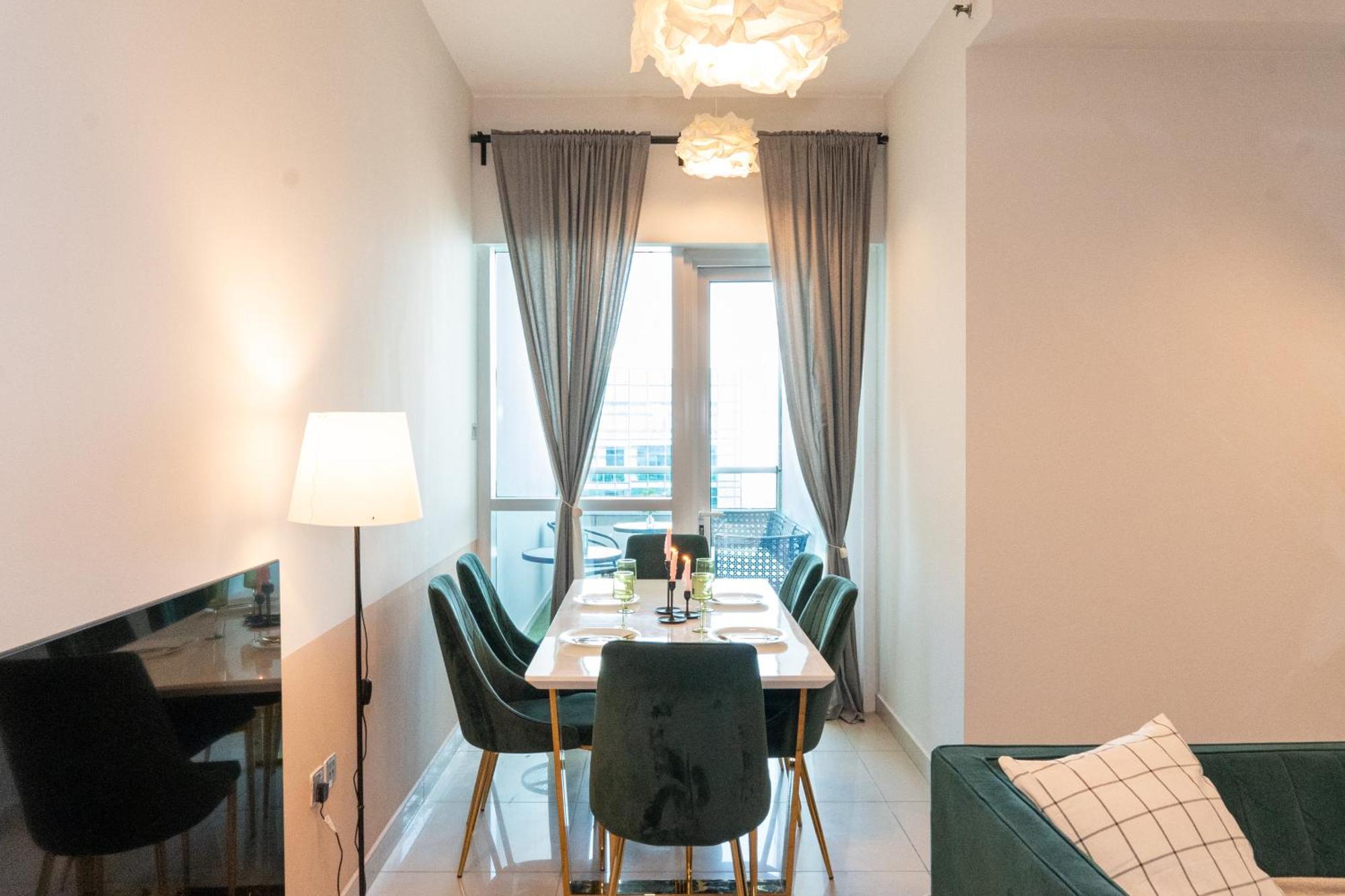 Onetree Vaction Homes-private In Shared Homestay Dubai