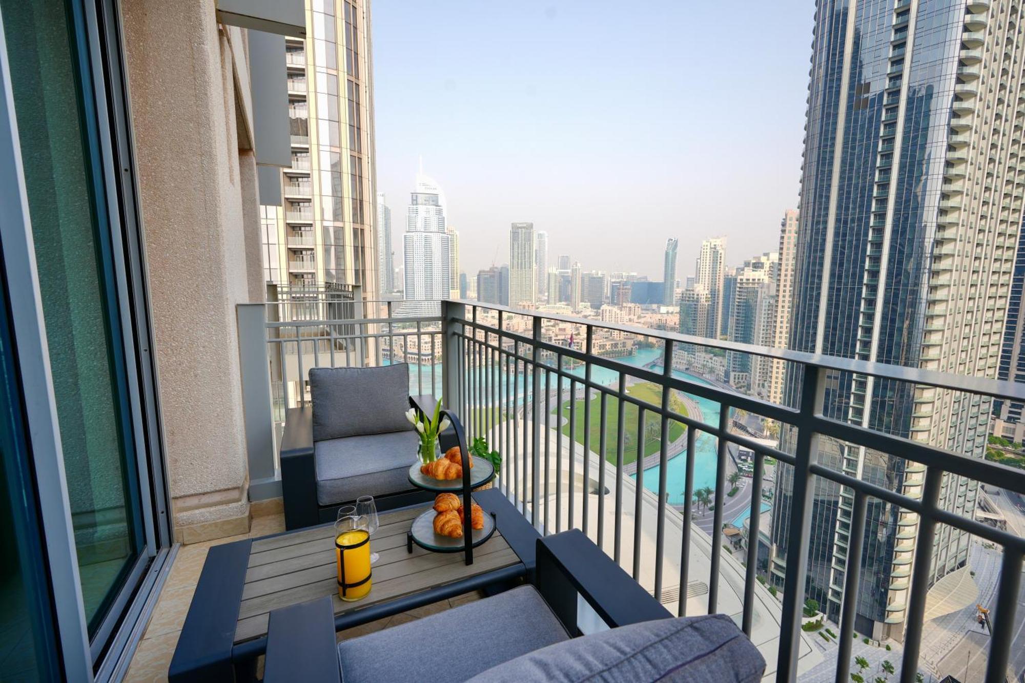Hotel Downtown,fountain View, Nearburj Khalifa,3 Minutes Walk To Mall 5*