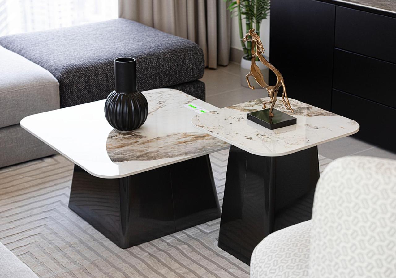 Apartment Luxury 4br In Downtown With Burj View Dubai